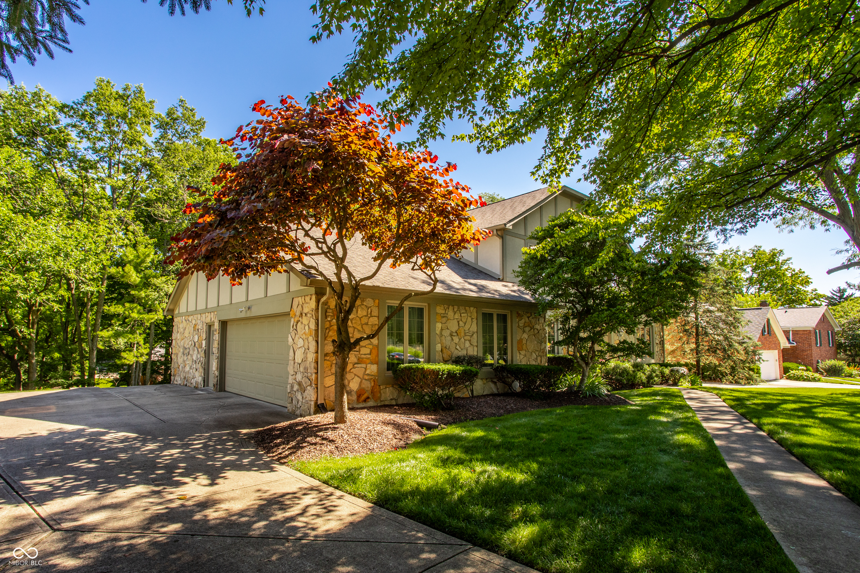 3644 E Carmel Drive