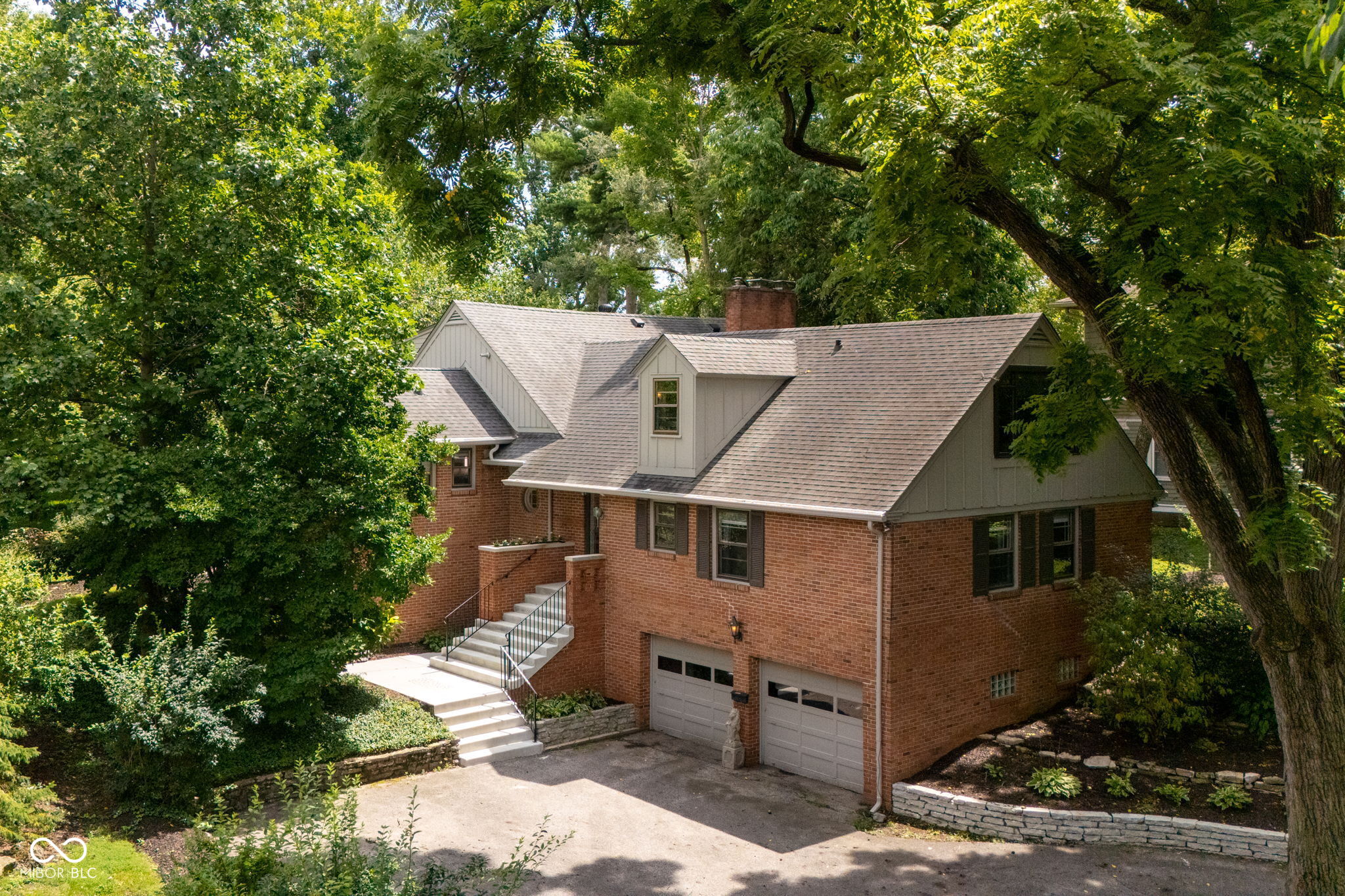5321 N Illinois Street