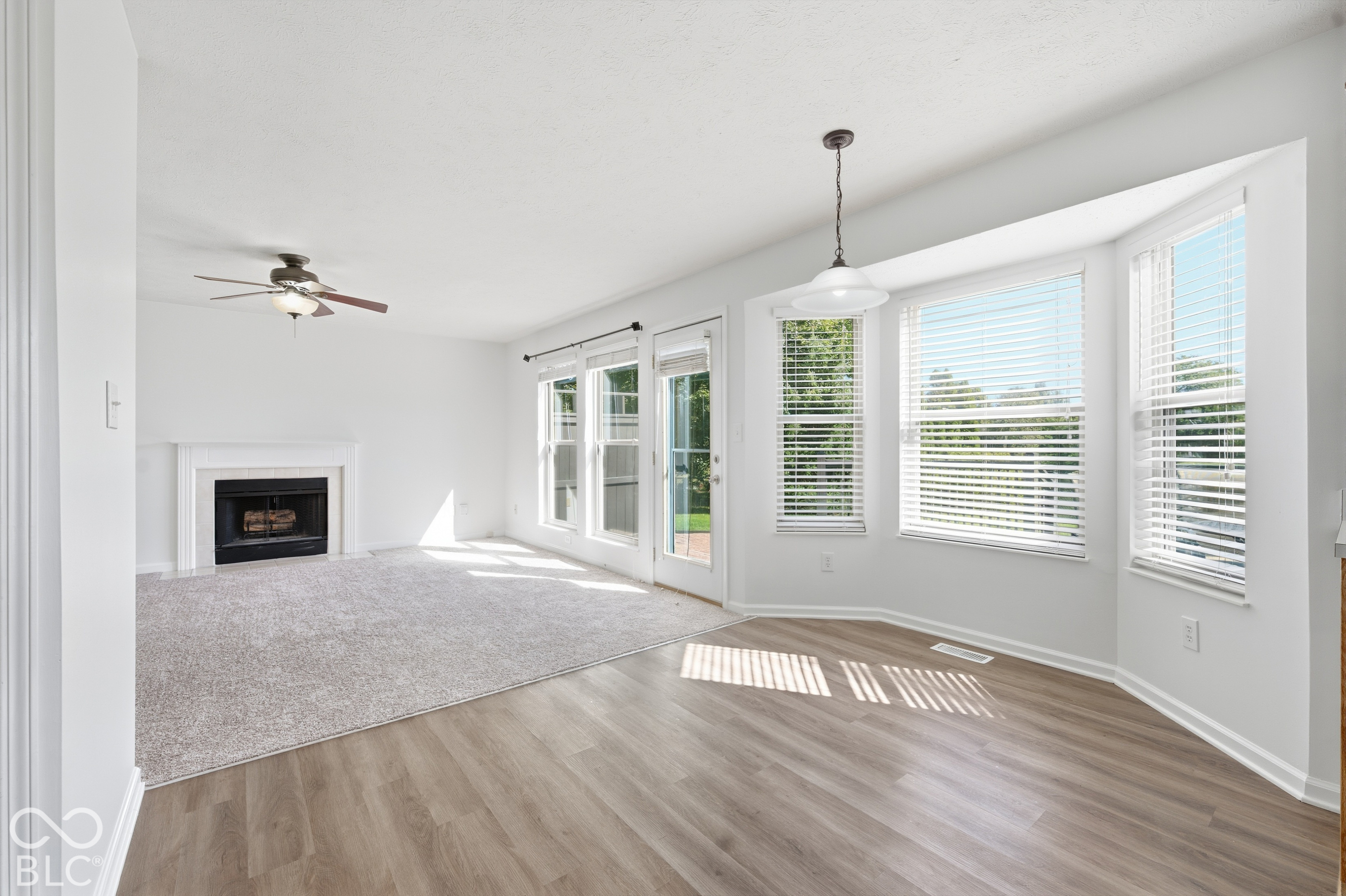 8567 Knoll Crossing