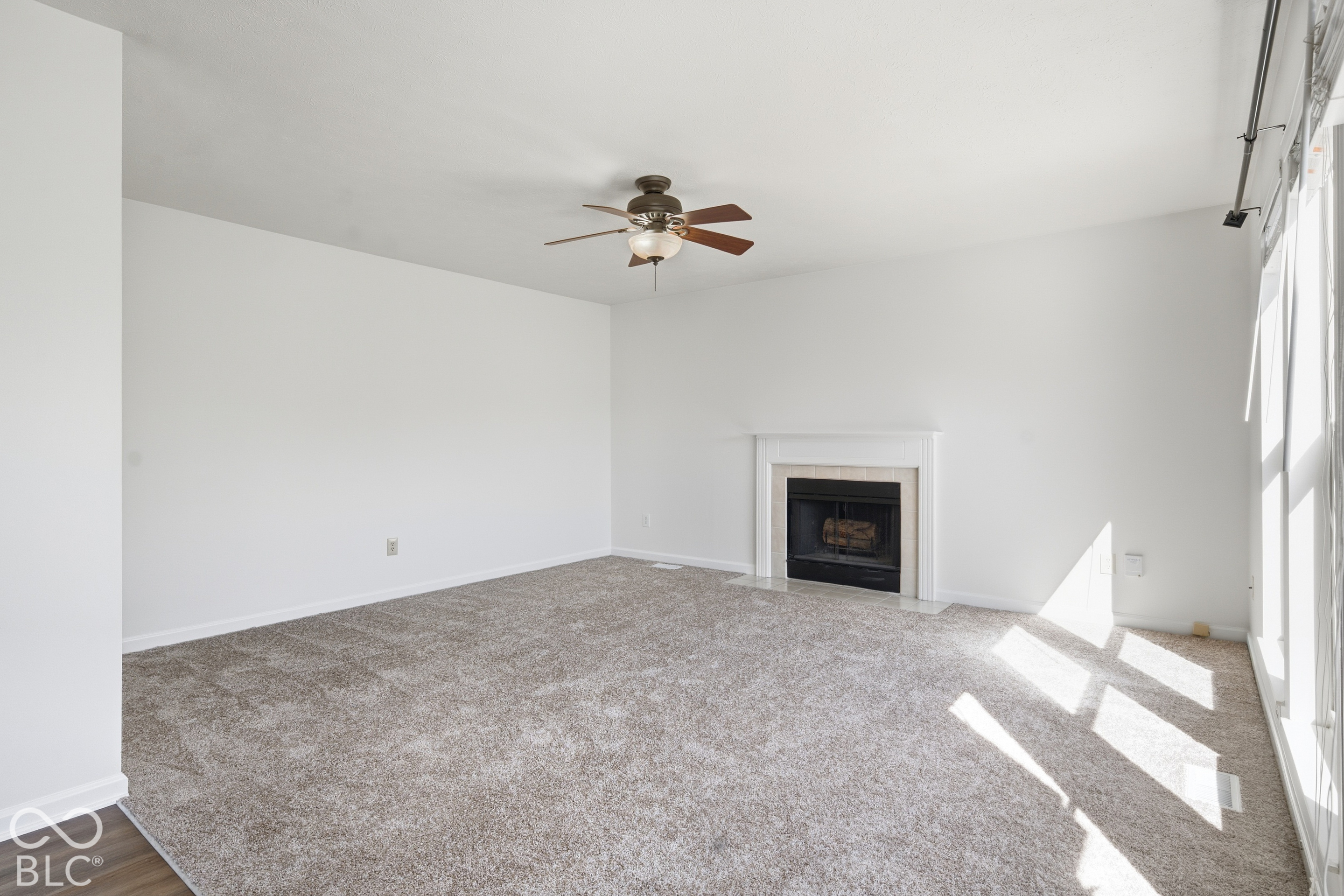 8567 Knoll Crossing