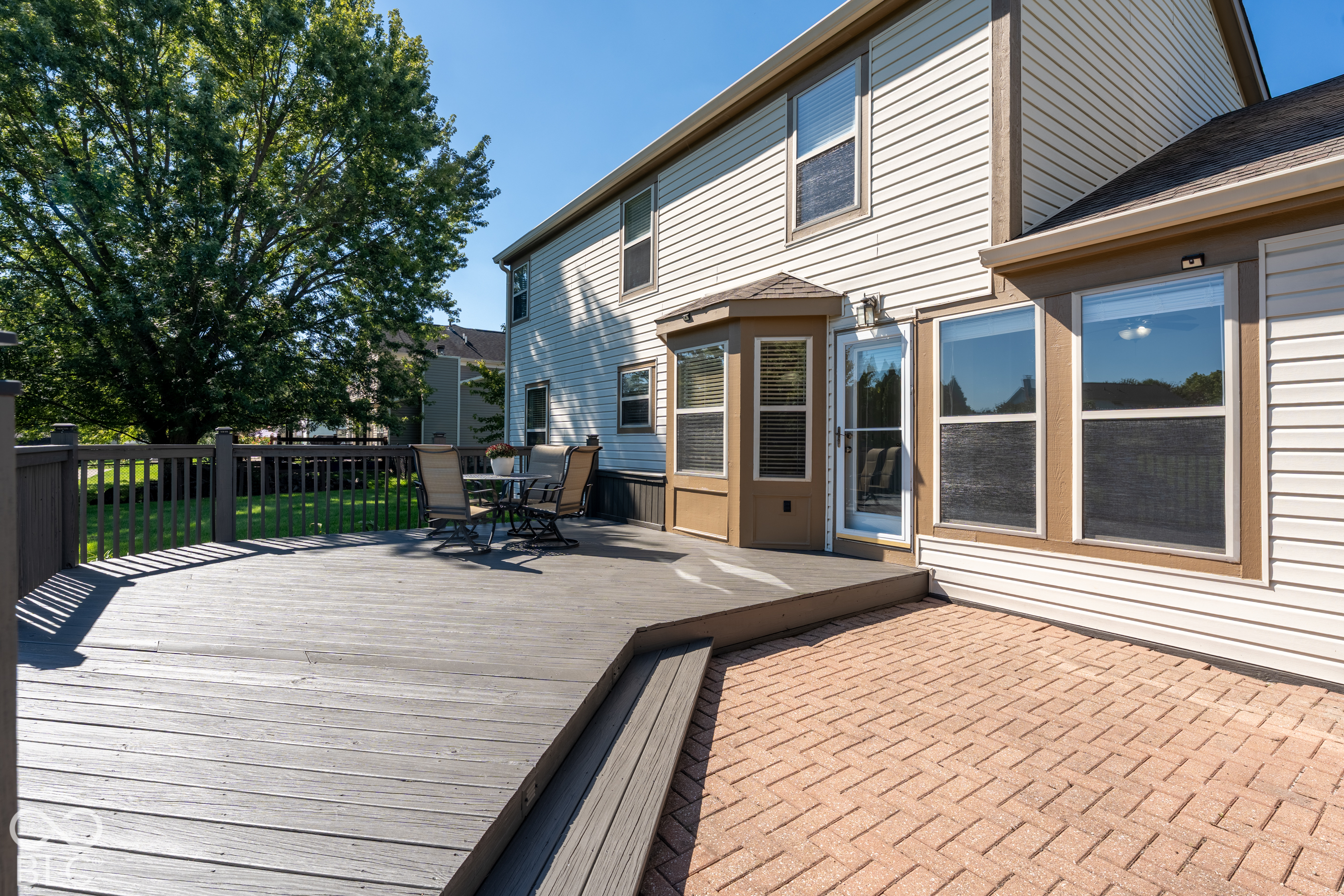 8567 Knoll Crossing