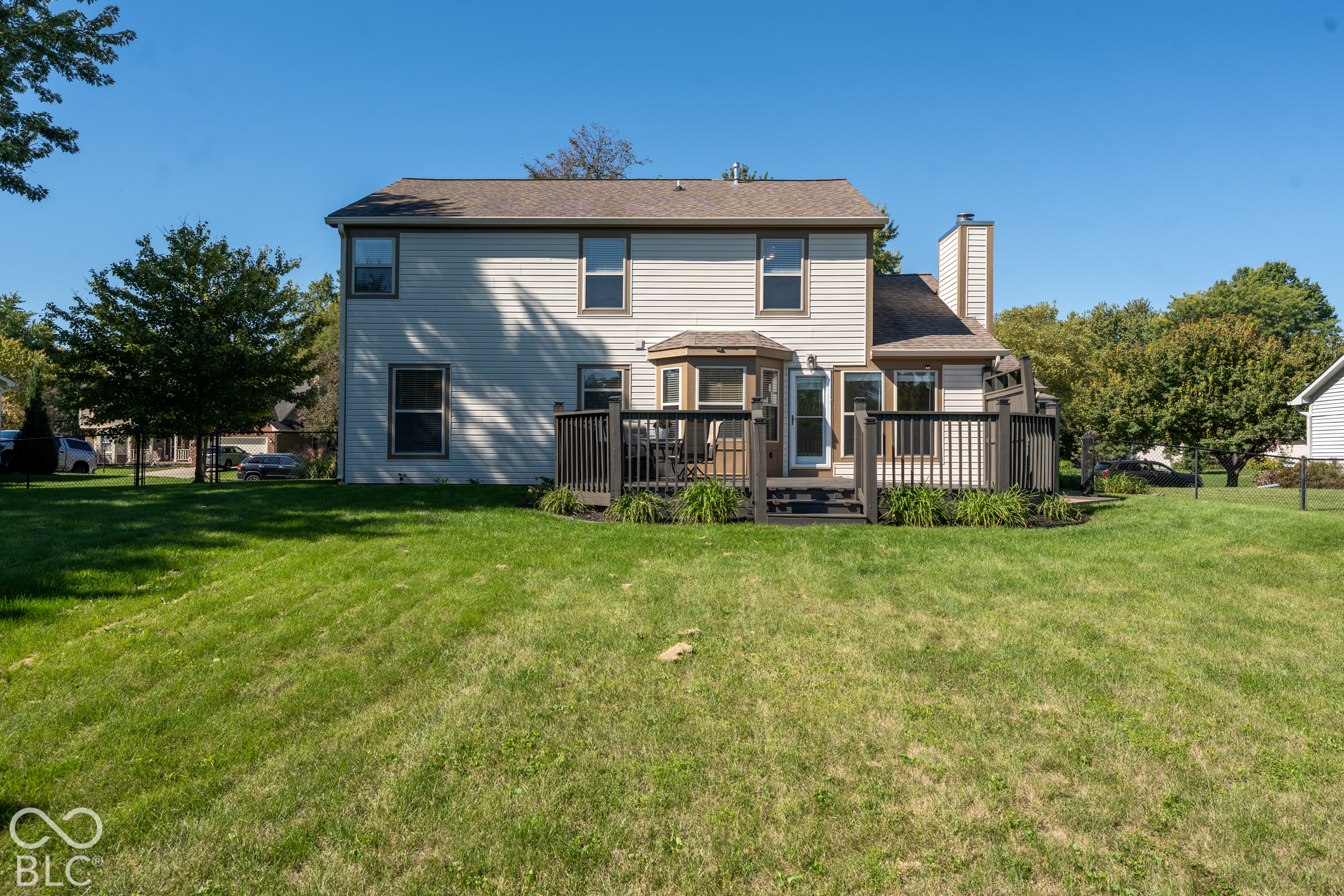 8567 Knoll Crossing