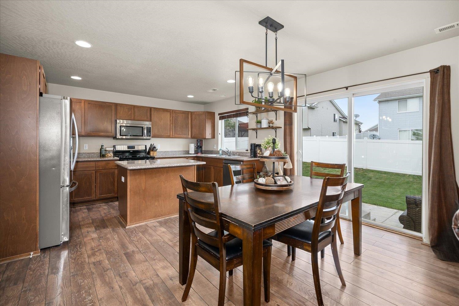 1712 W Kedlin Ln