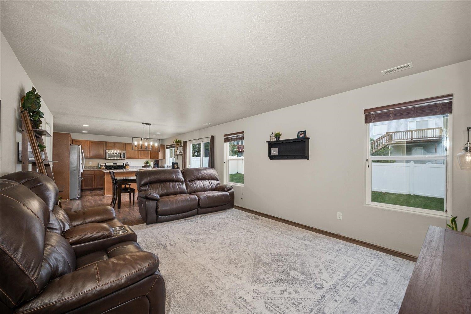 1712 W Kedlin Ln