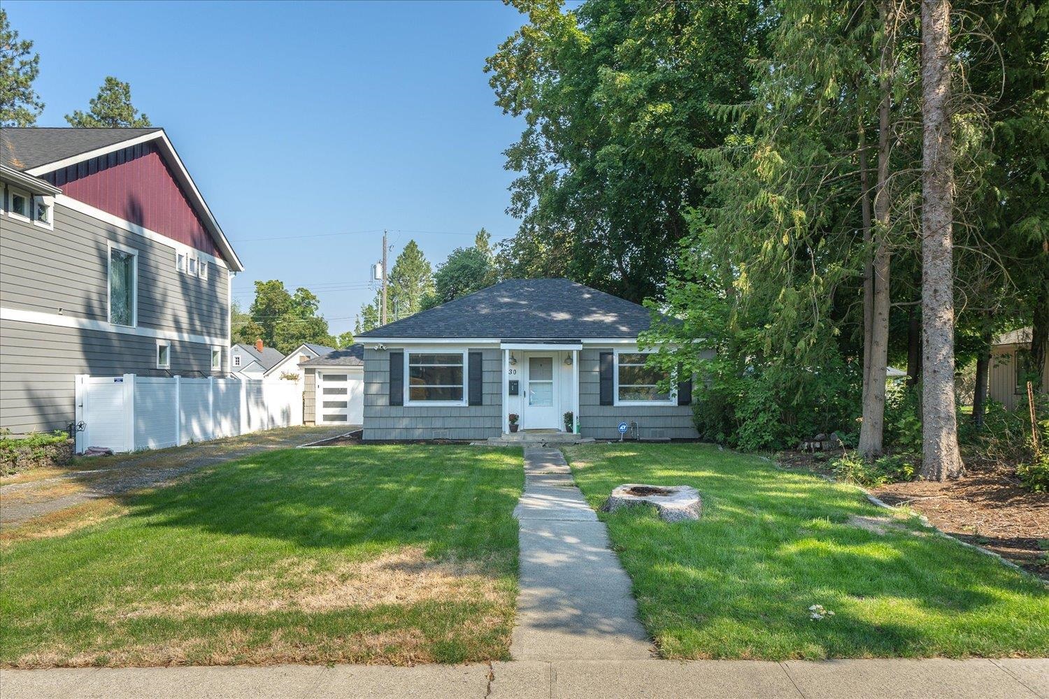 30 W 32nd Ave