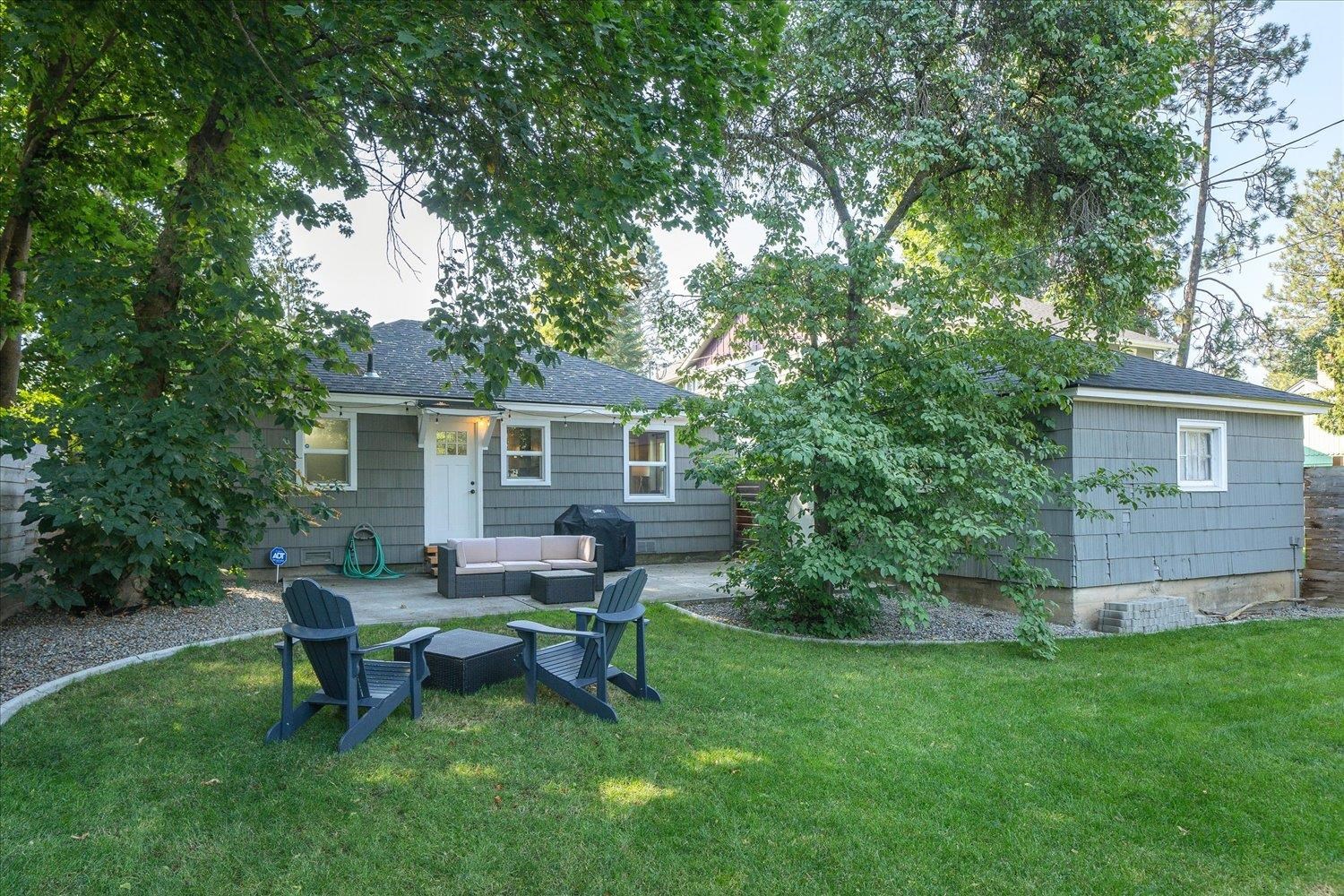 30 W 32nd Ave