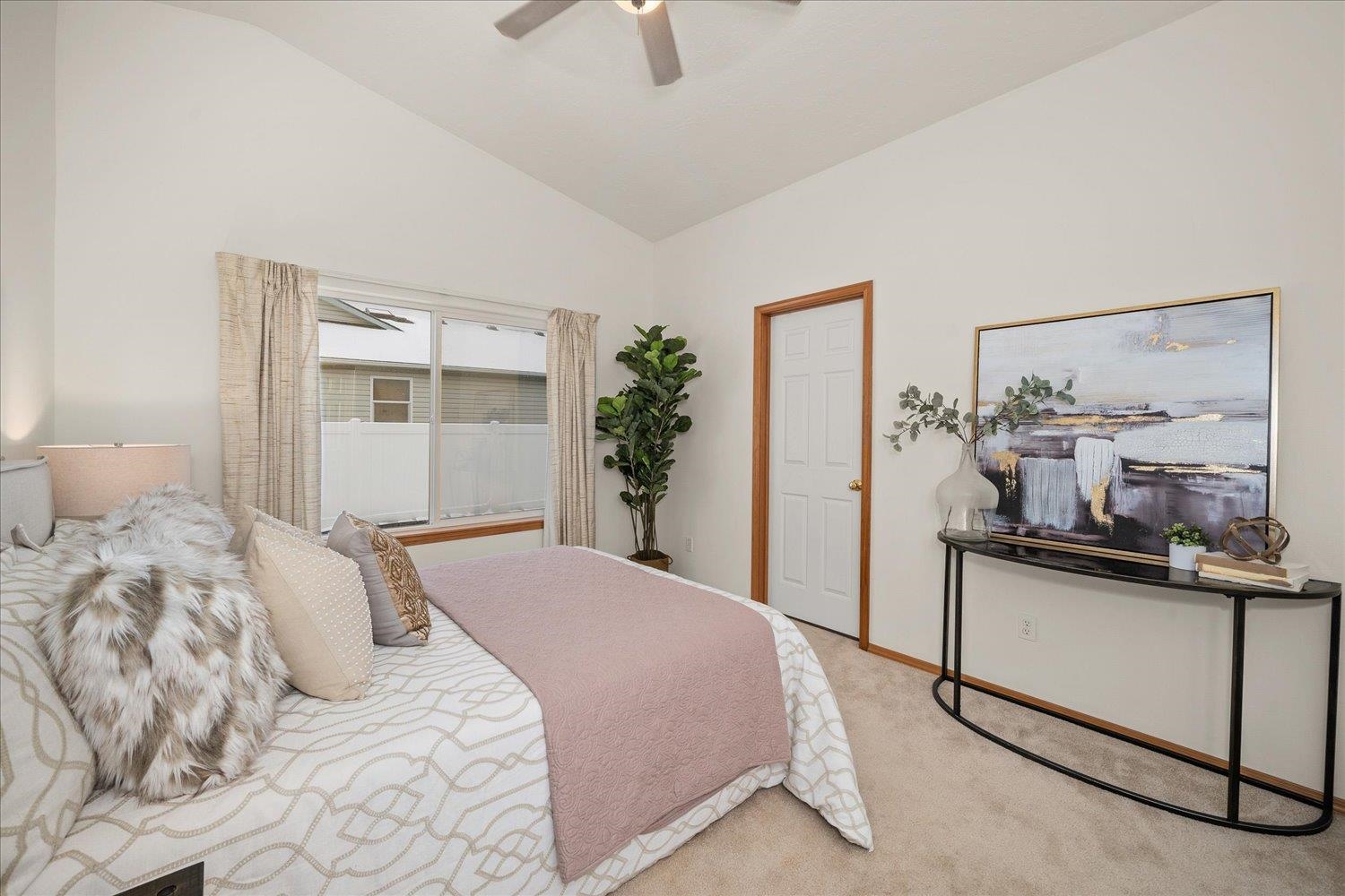 7919 S Strawberry St