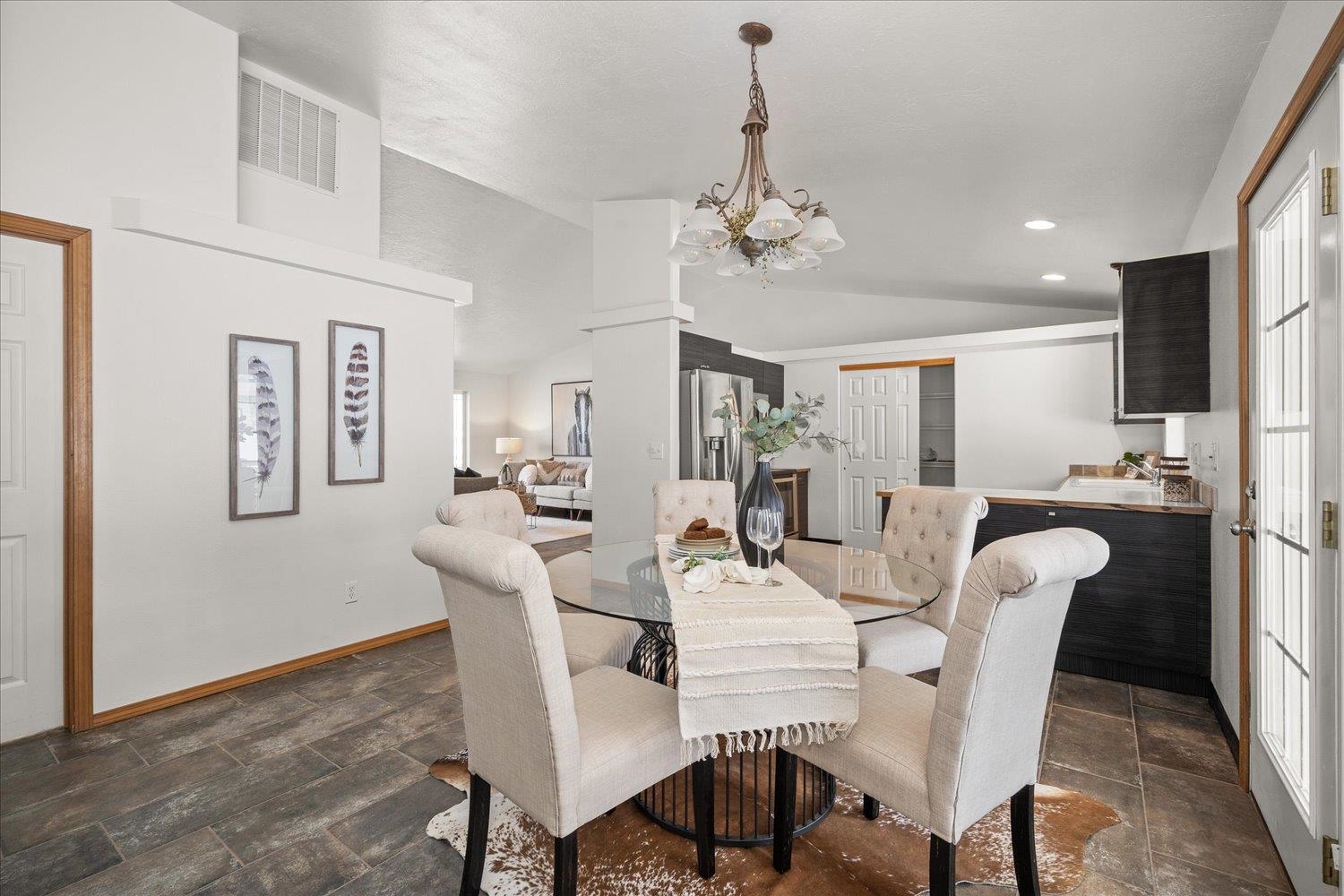 7919 S Strawberry St