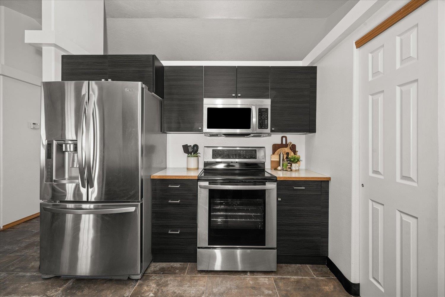 7919 S Strawberry St