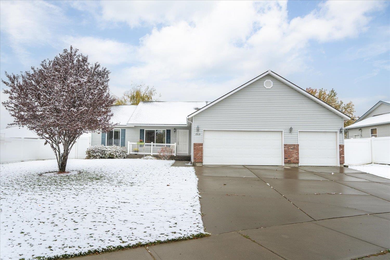 7919 S Strawberry St