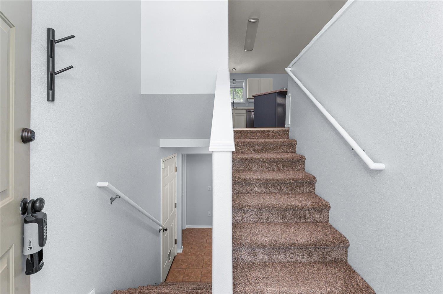 23114 E Valleyway Ave