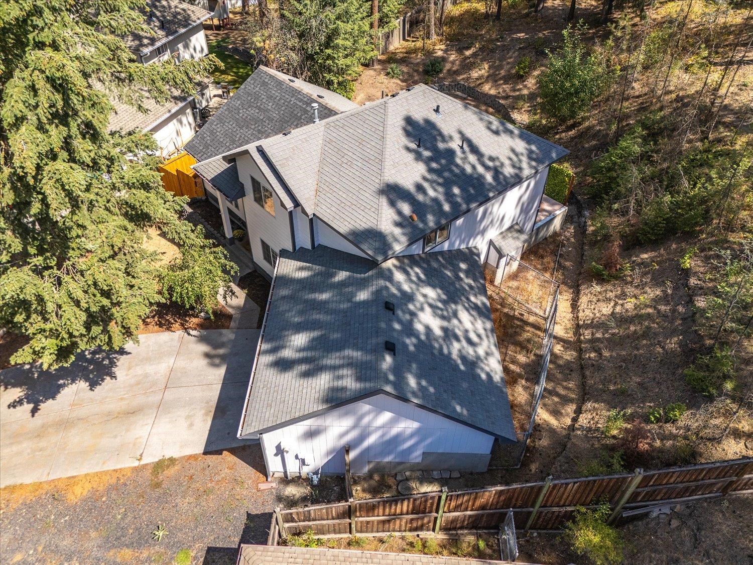 1204 W Candlewood Ct