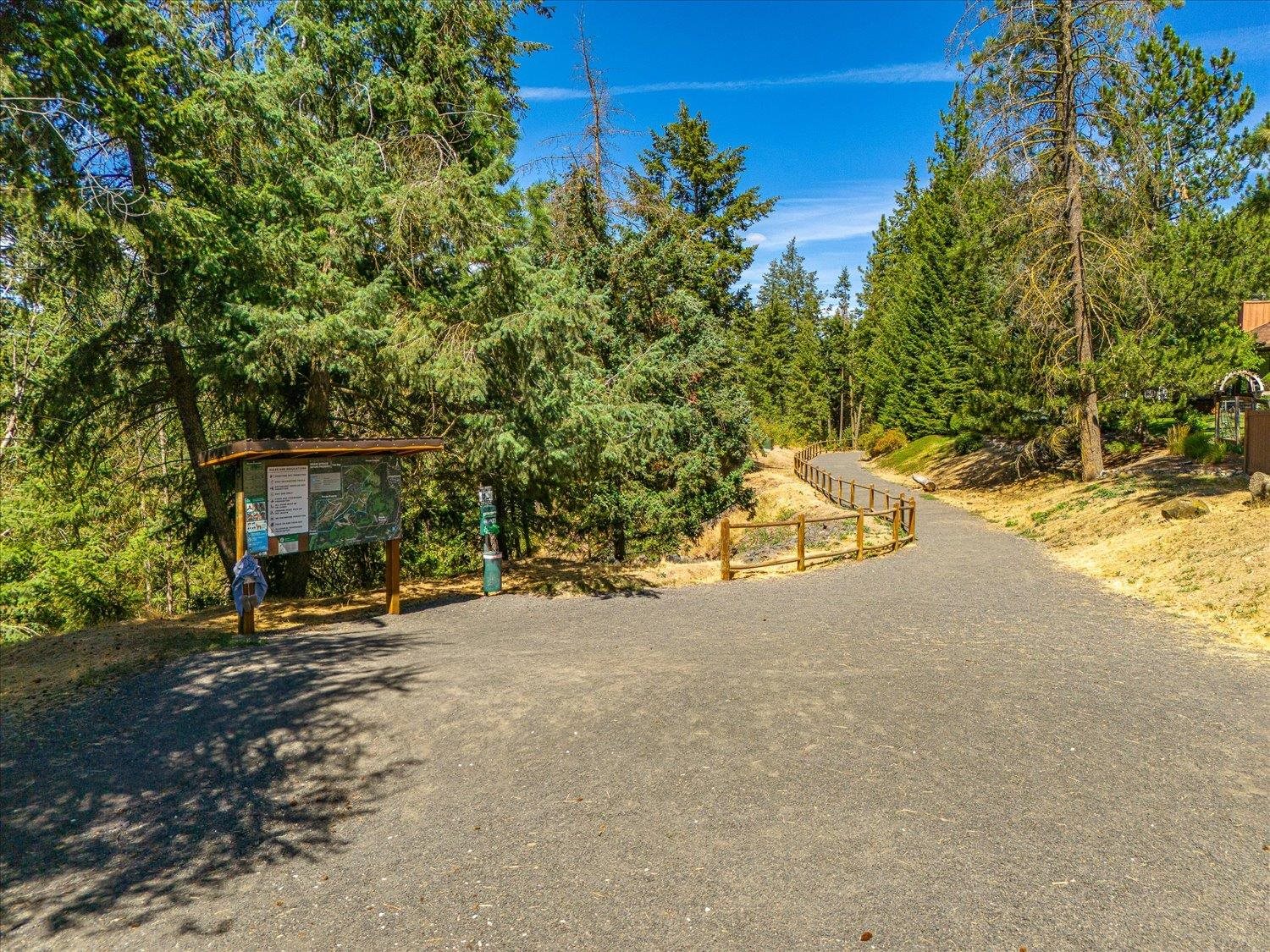 1204 W Candlewood Ct