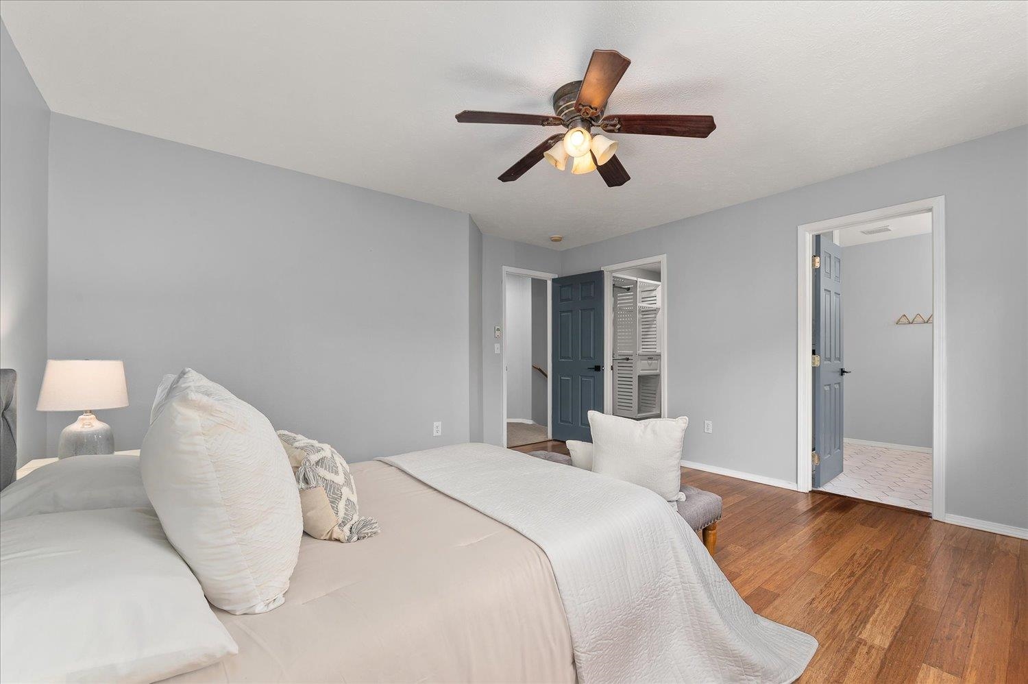 1204 W Candlewood Ct