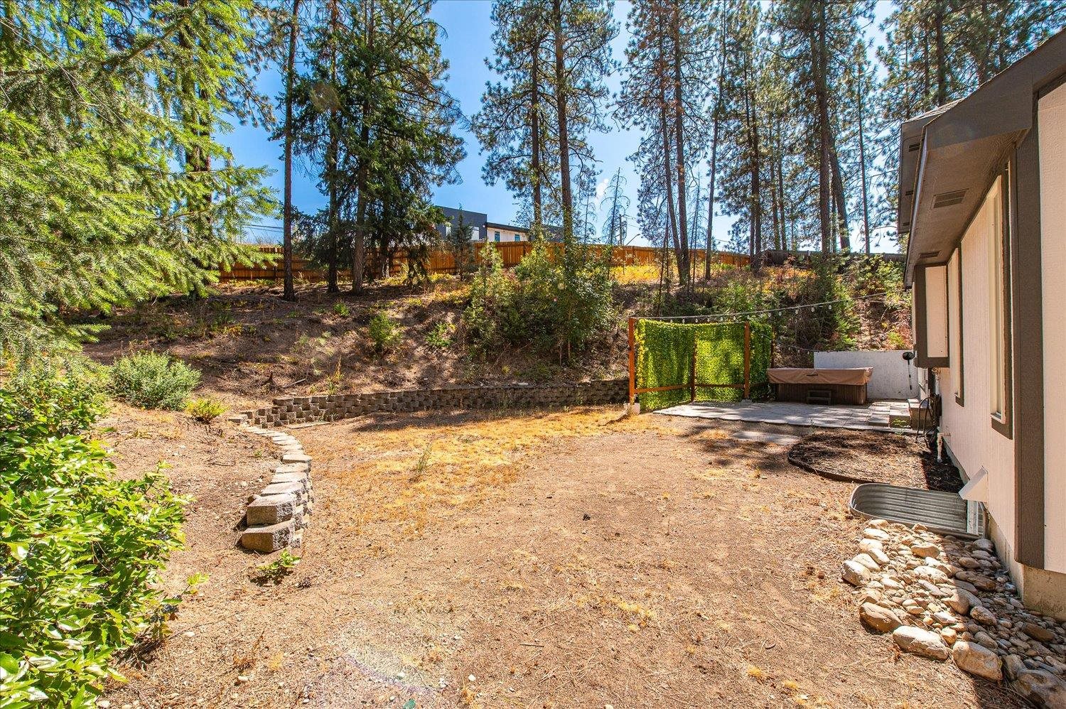 1204 W Candlewood Ct