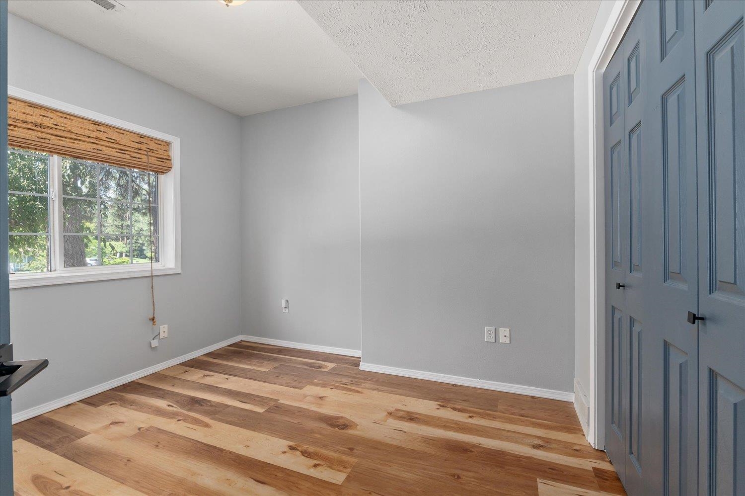 1204 W Candlewood Ct