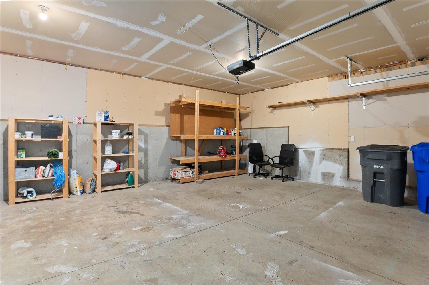 1204 W Candlewood Ct