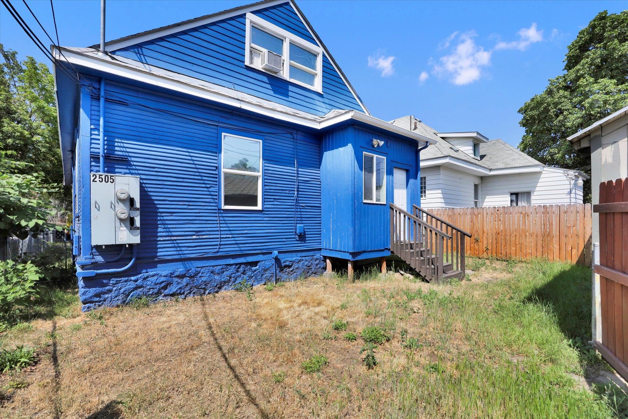 2505 W Mallon Ave