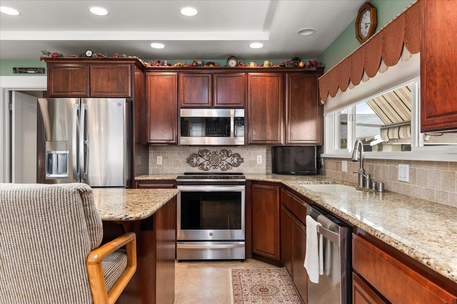209 W 6th Ave