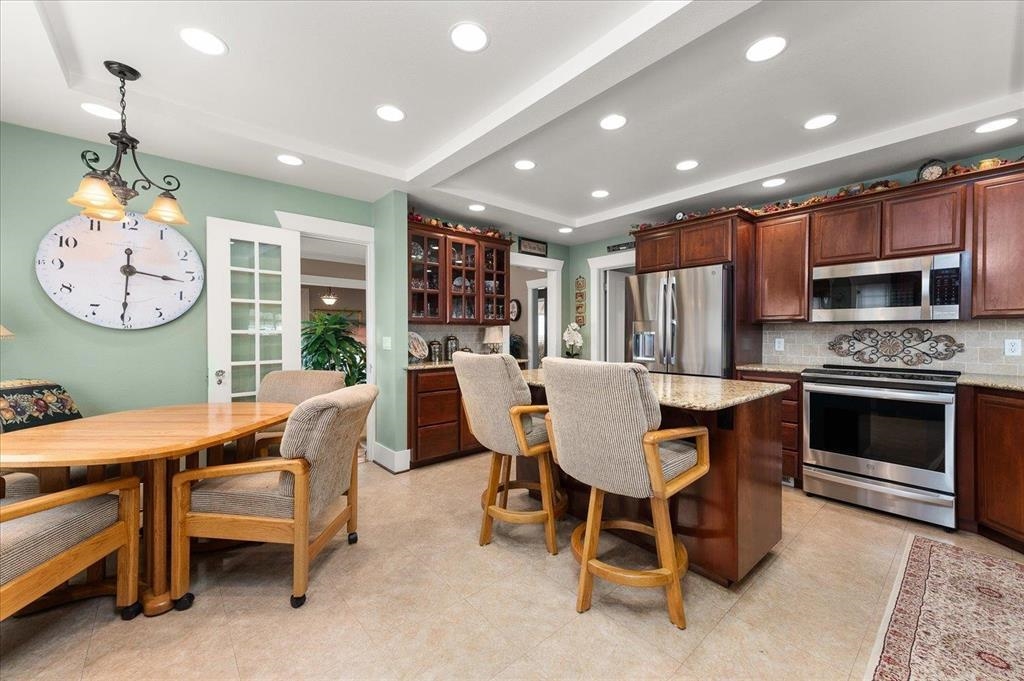 209 W 6th Ave