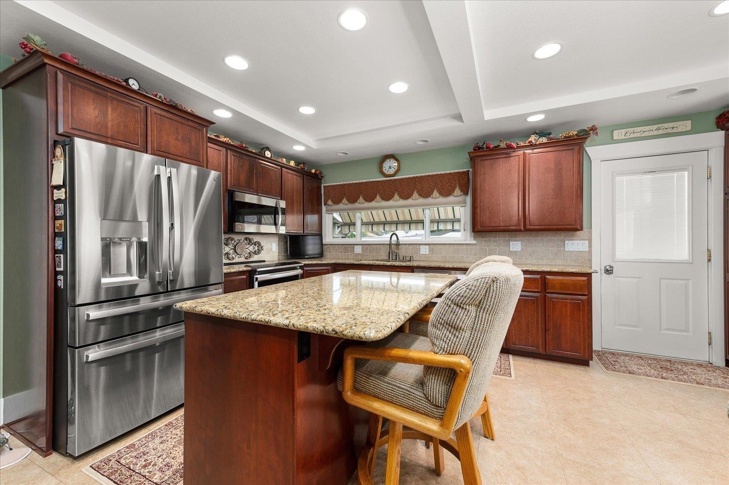 209 W 6th Ave
