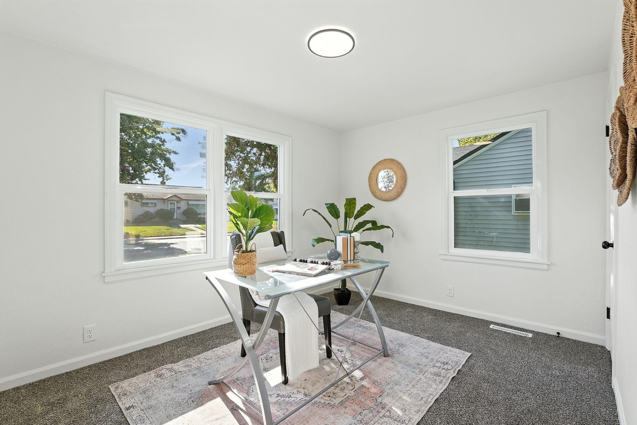 5111 N Elgin St