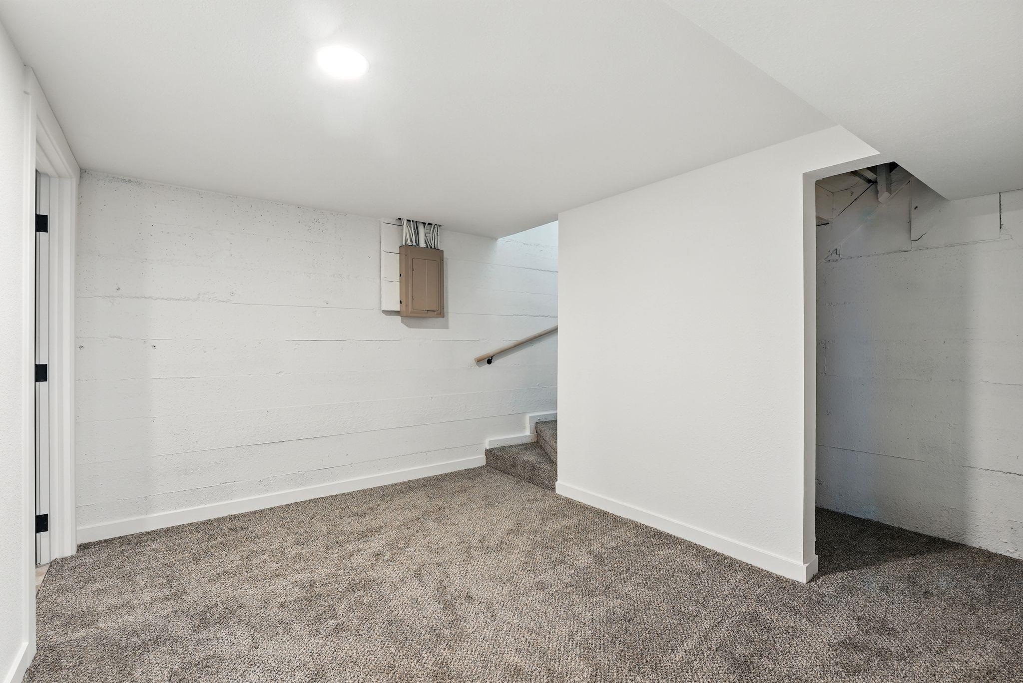 5111 N Elgin St