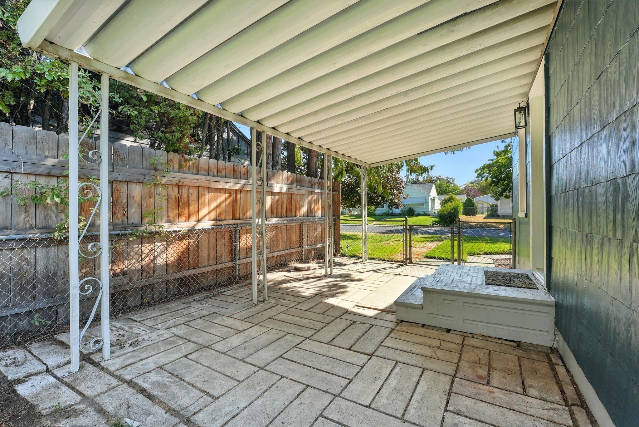 5111 N Elgin St