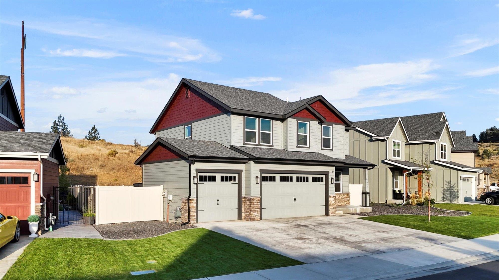 273 S Legacy Ridge Dr