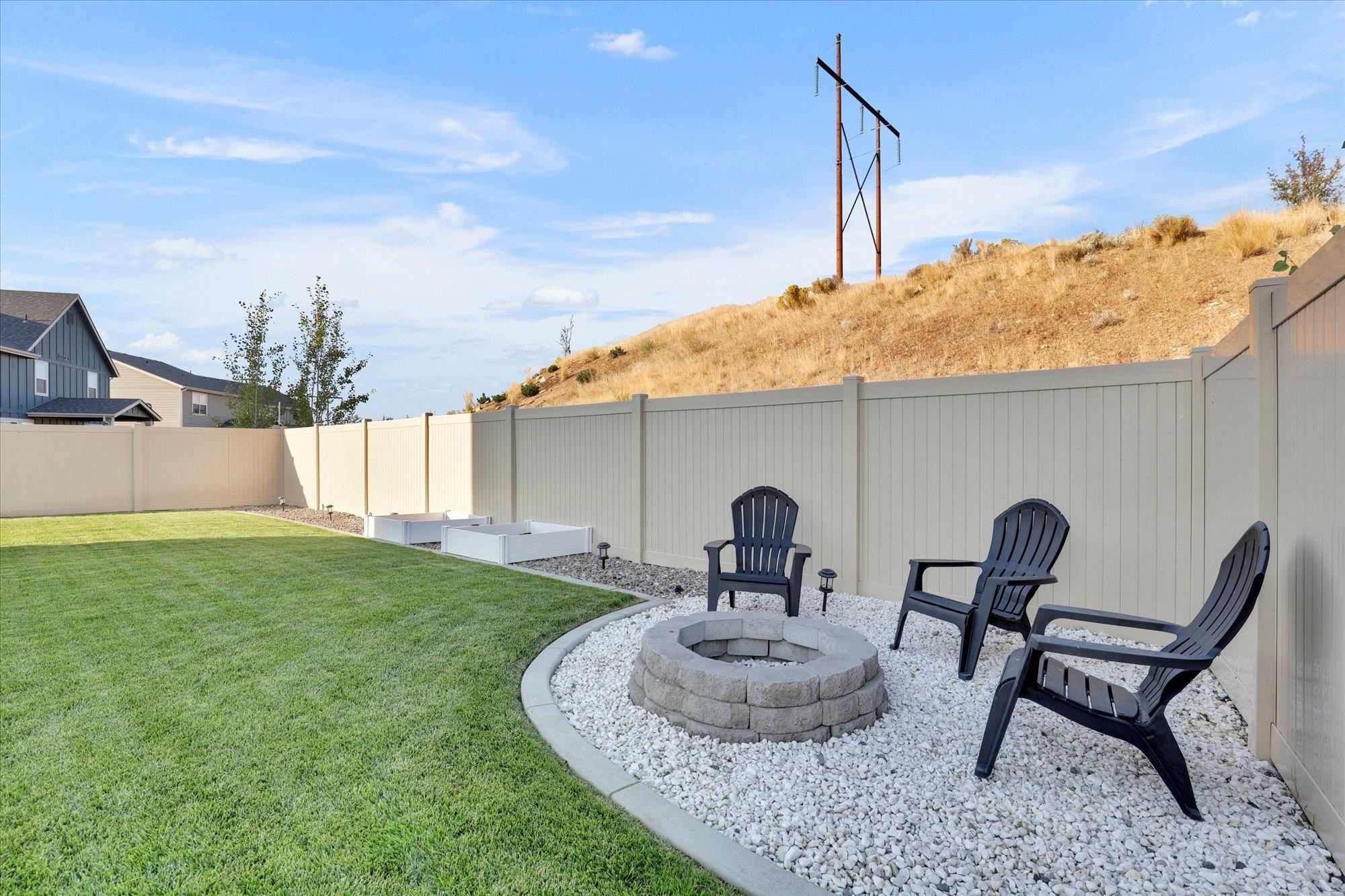 273 S Legacy Ridge Dr