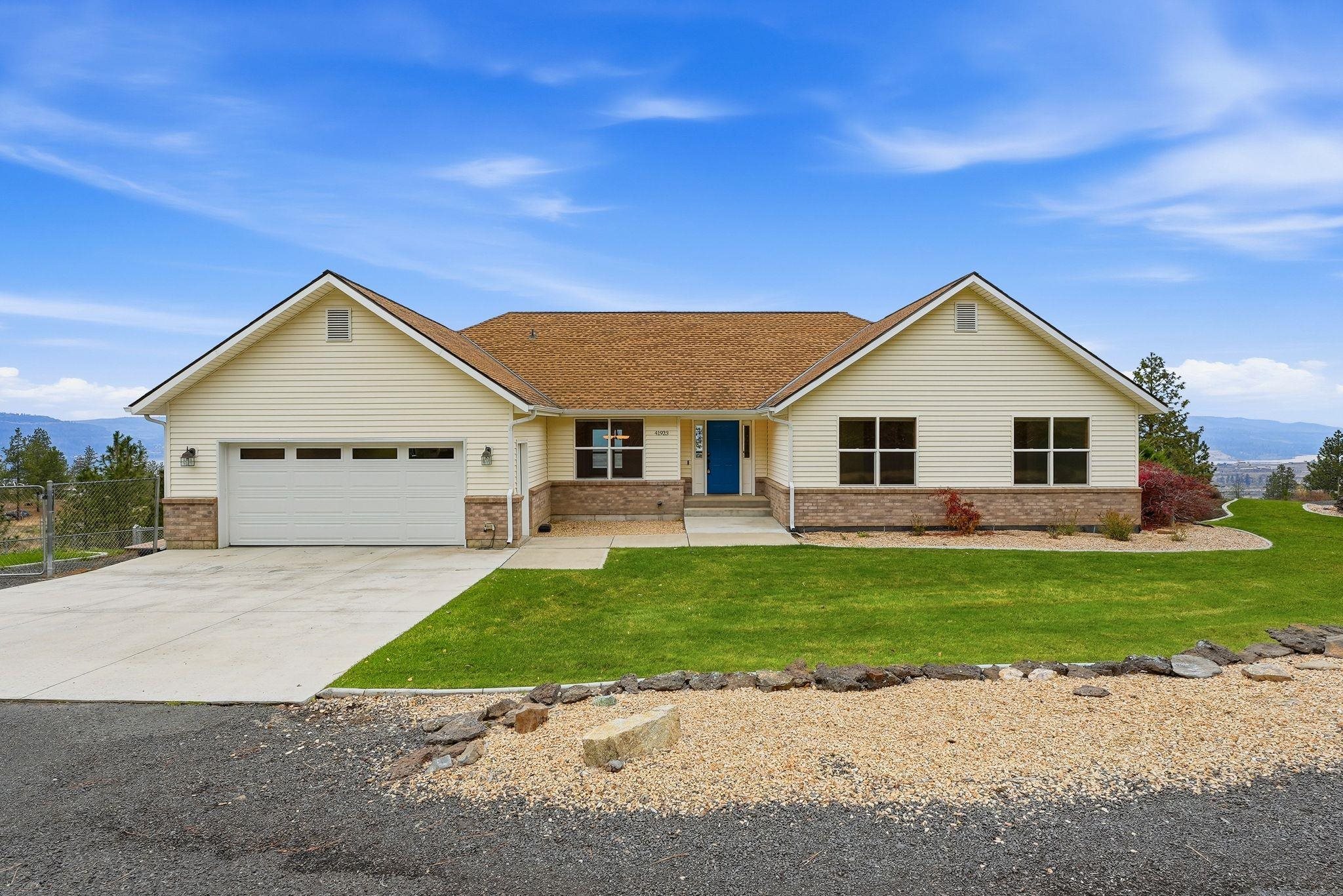 41923 N Granite Dr