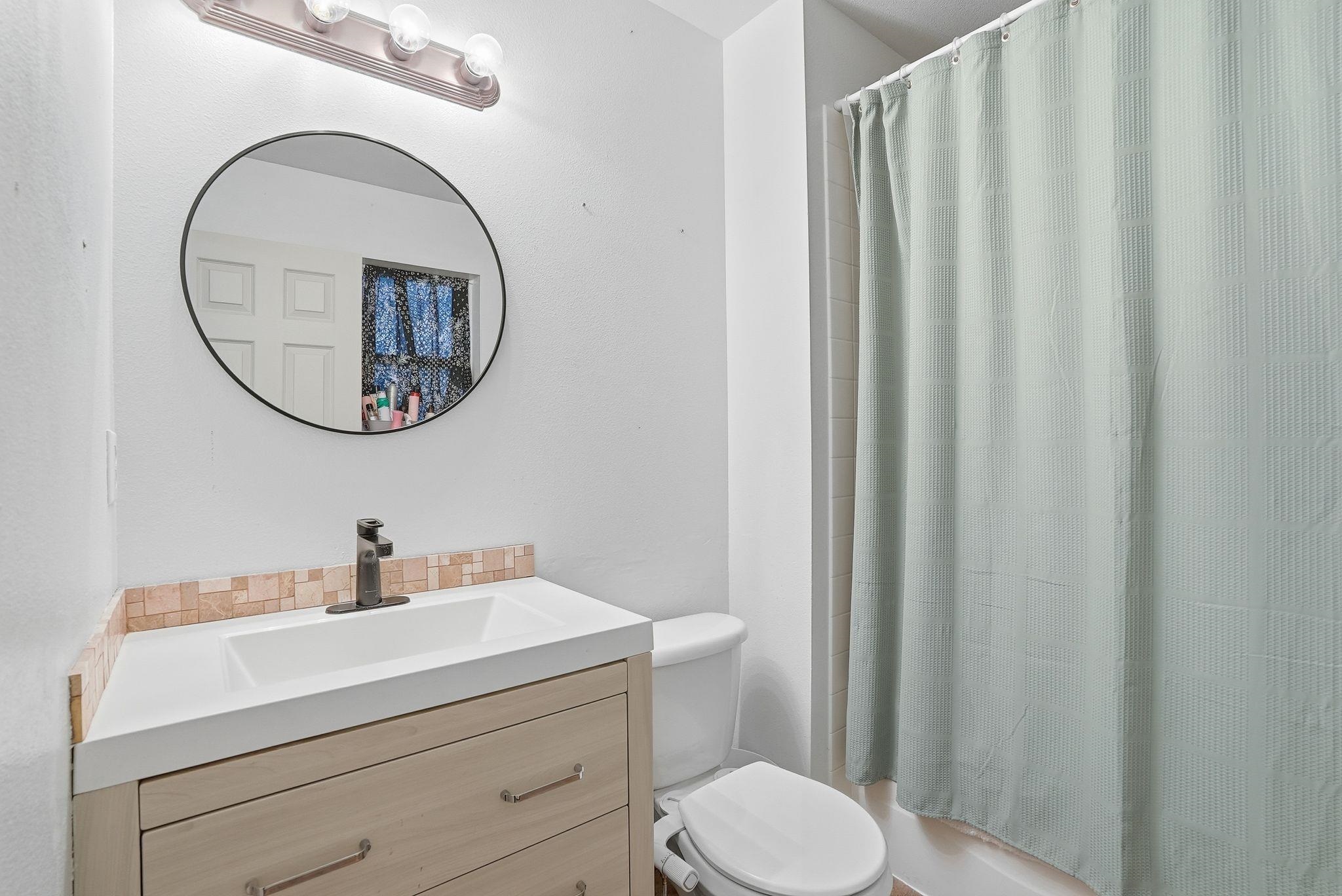 8015 S West Terrace Dr