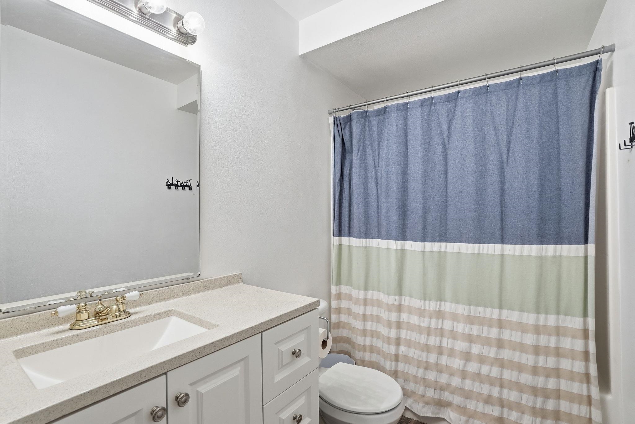 8015 S West Terrace Dr