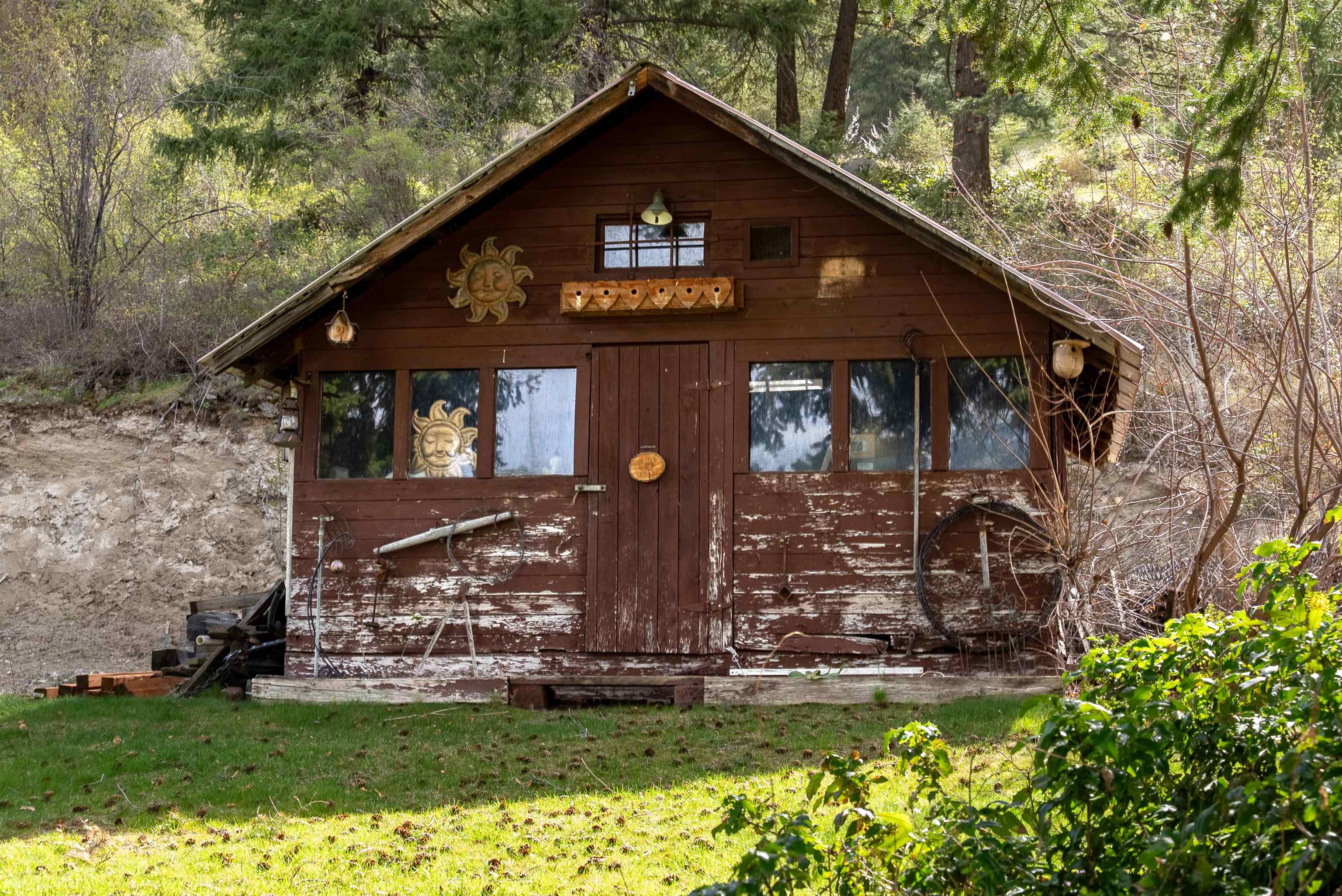 1622 Loomis Oriville Rd