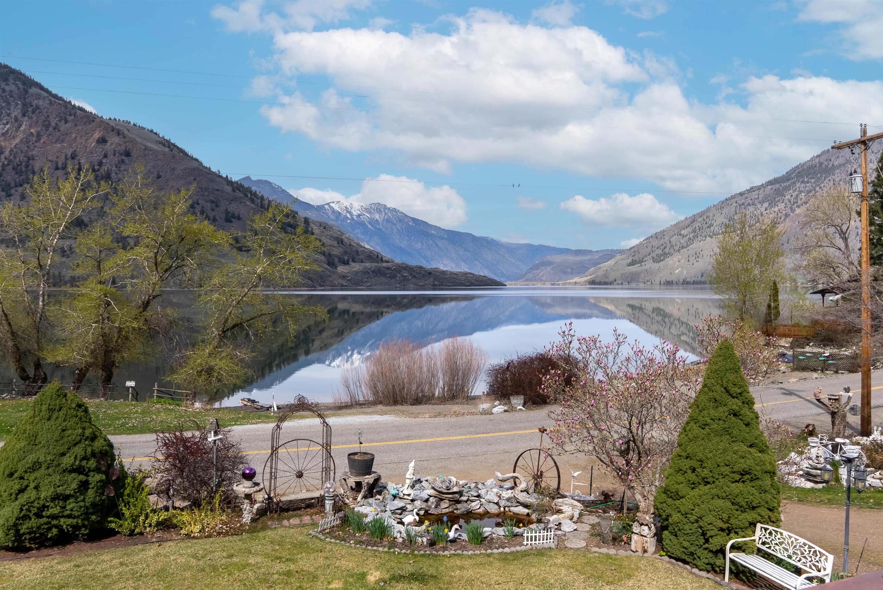 1622 Loomis Oriville Rd