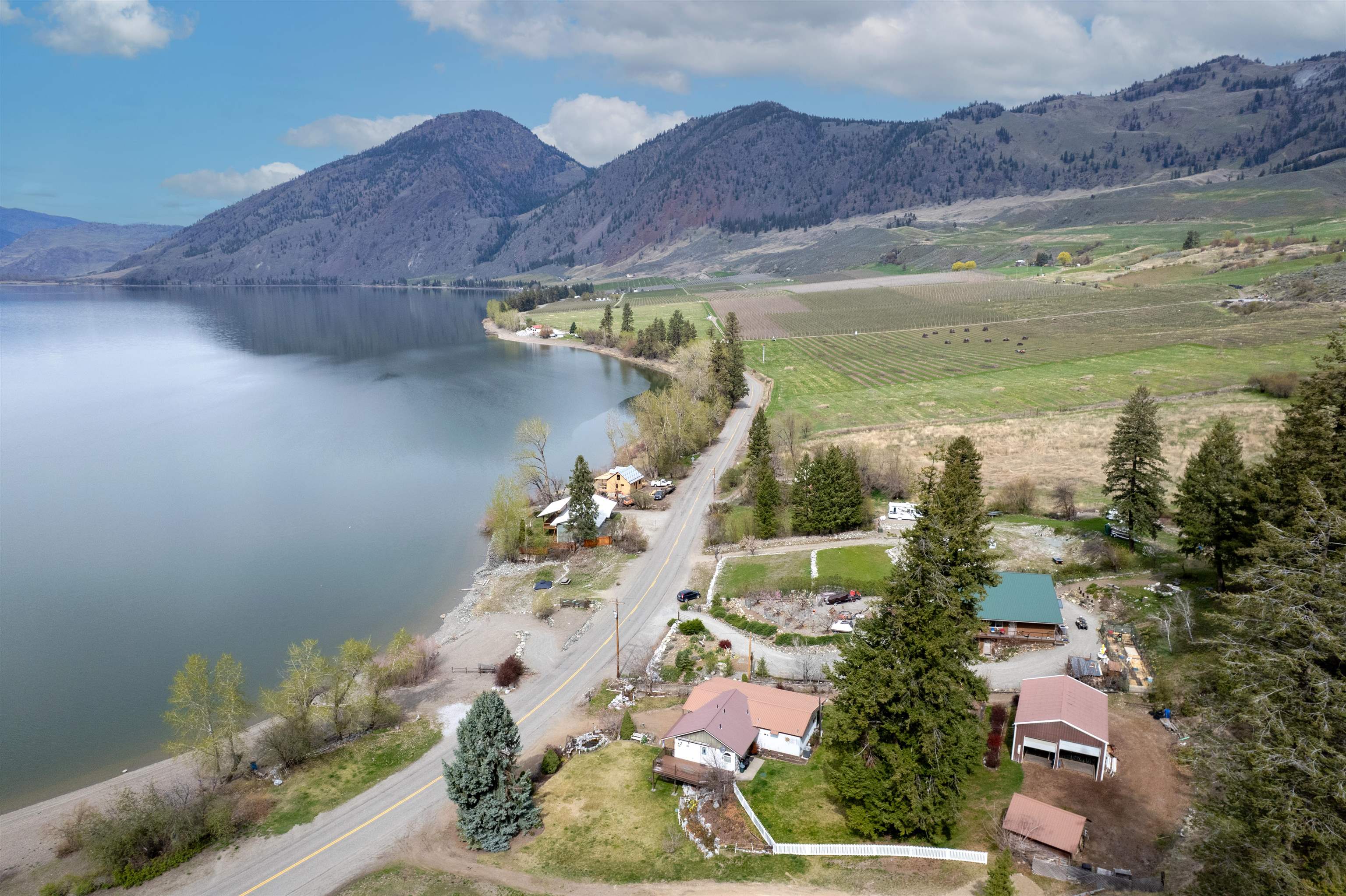 1622 Loomis Oriville Rd