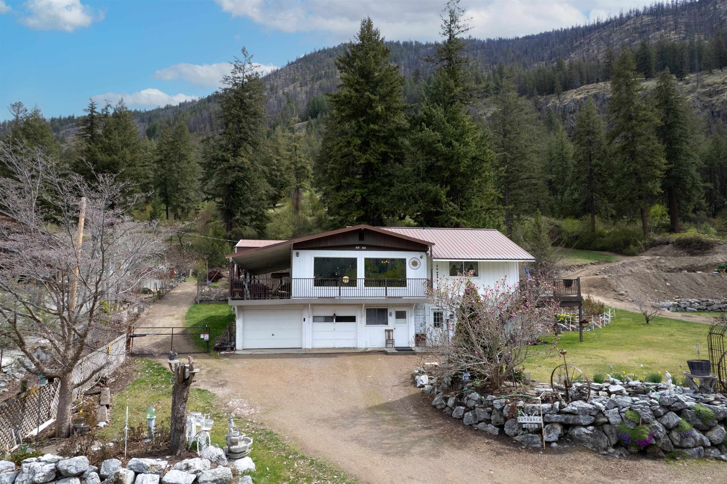 1622 Loomis Oriville Rd