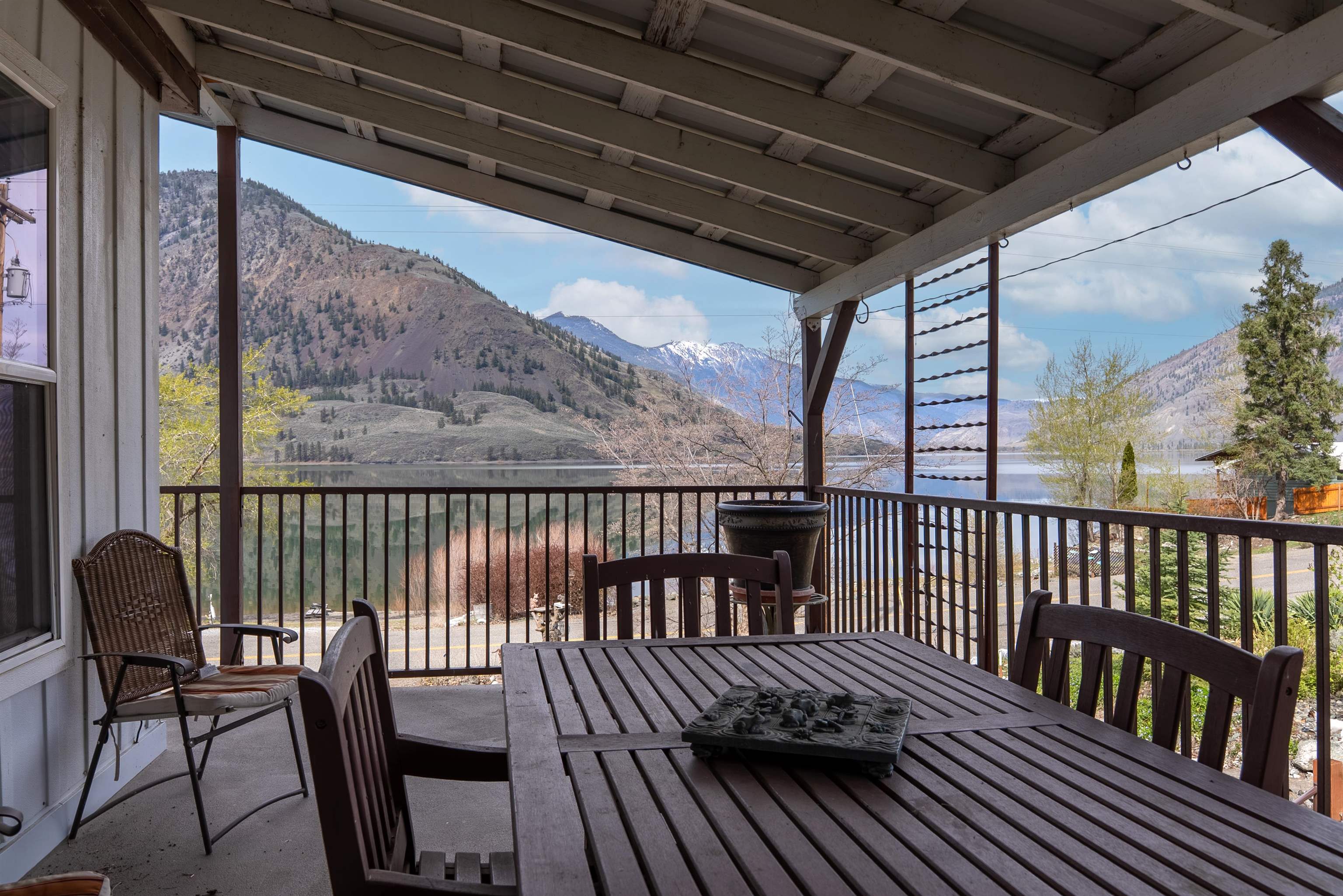 1622 Loomis Oriville Rd