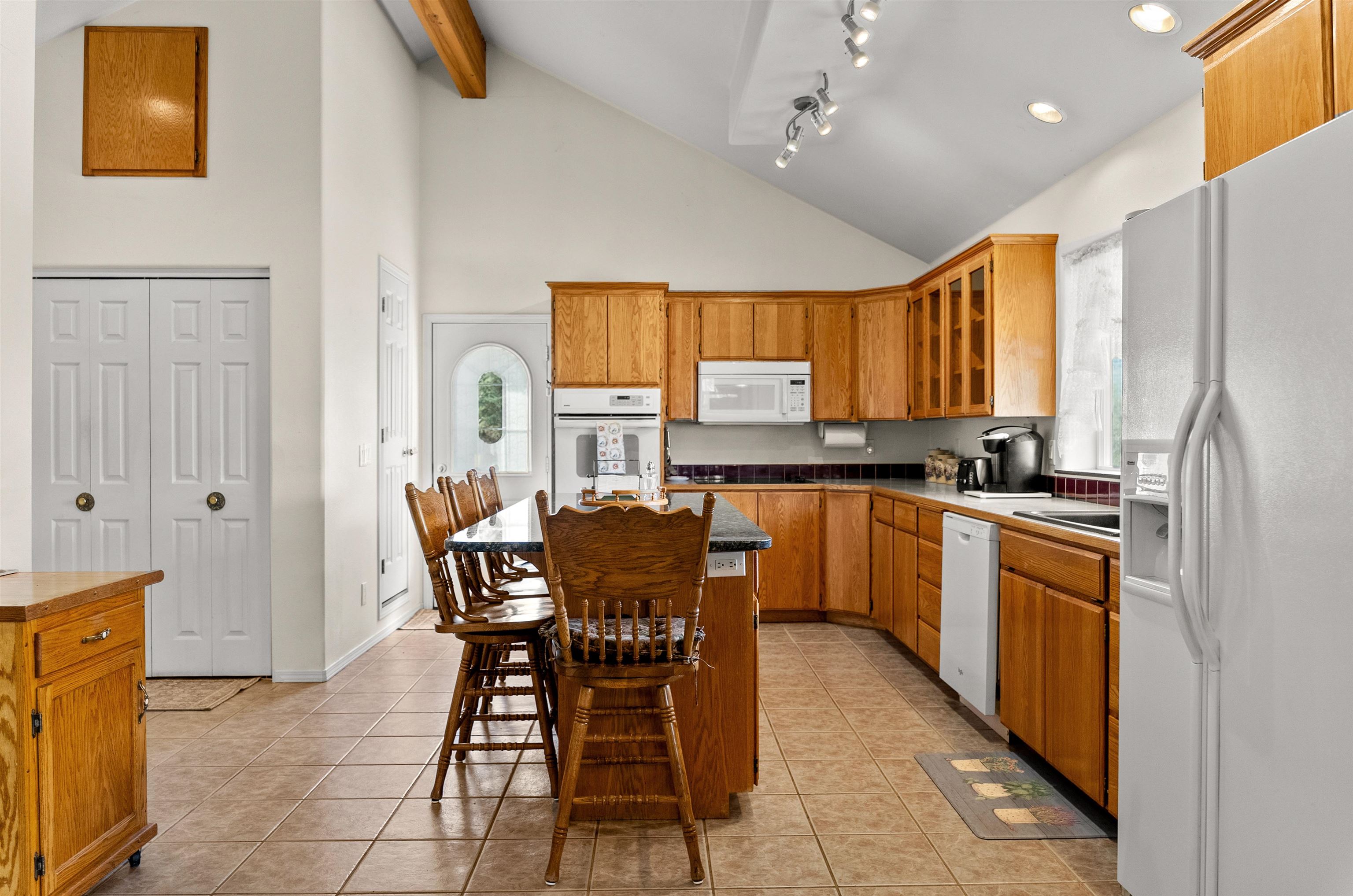 1622 Loomis Oriville Rd