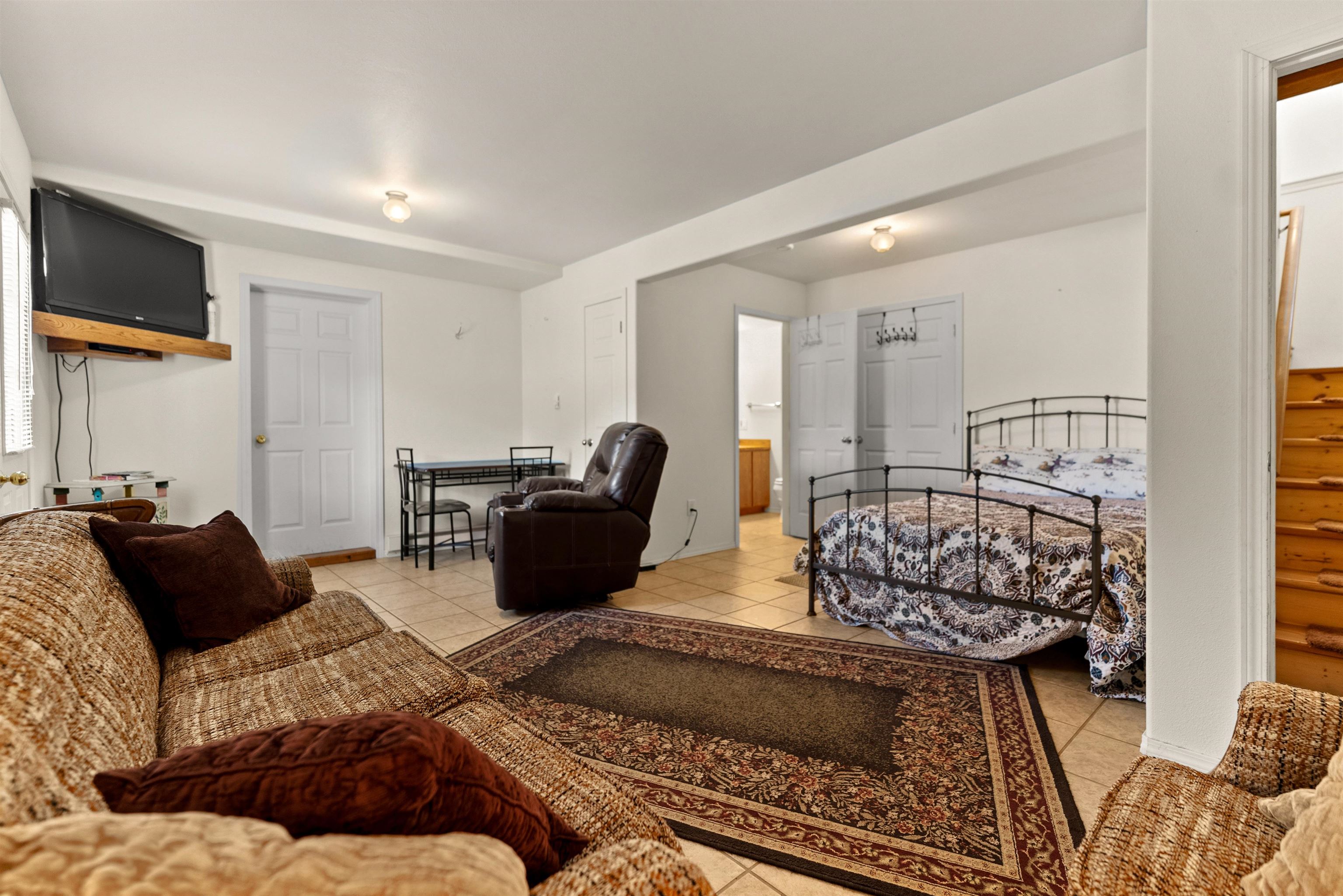 1622 Loomis Oriville Rd