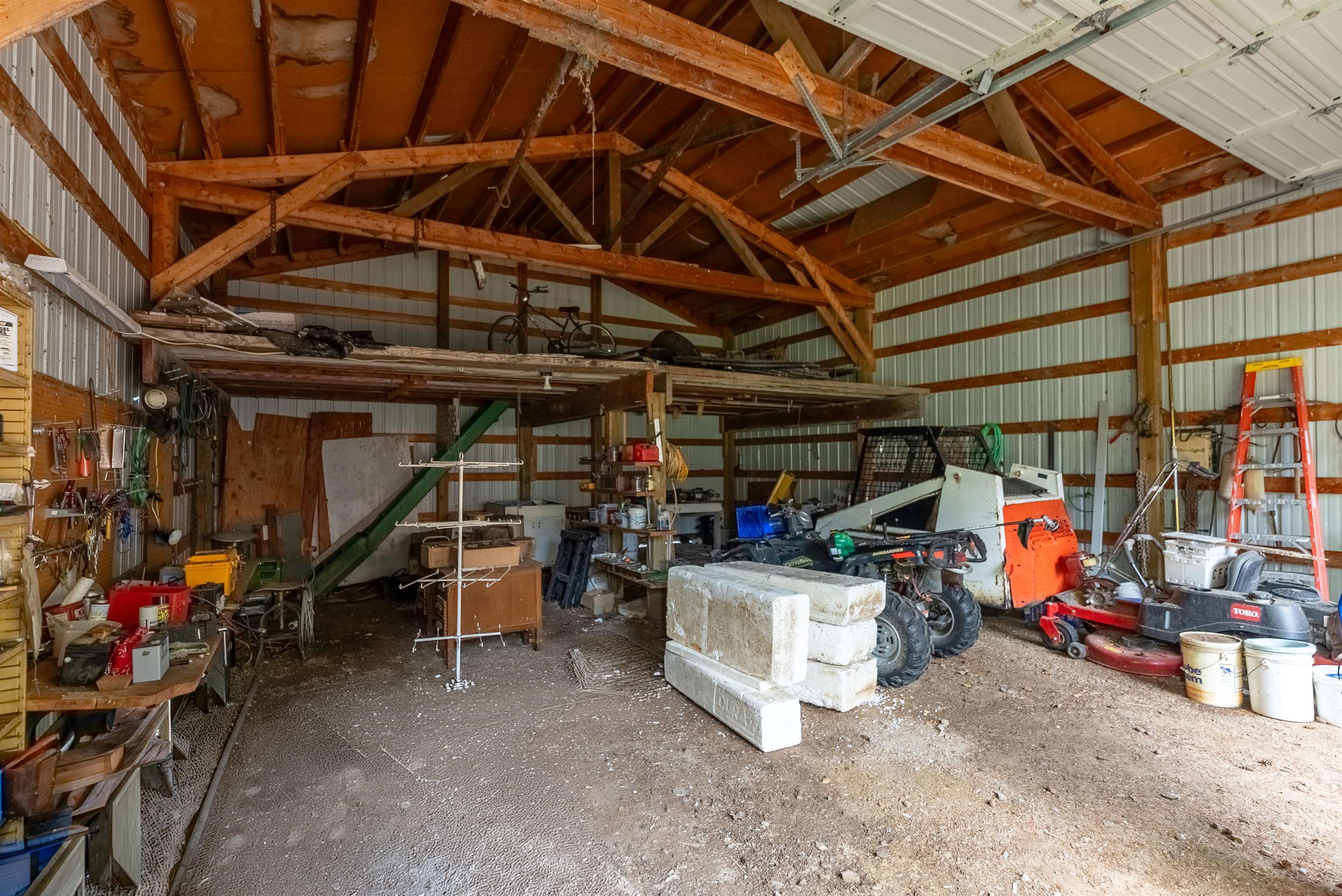 1622 Loomis Oriville Rd