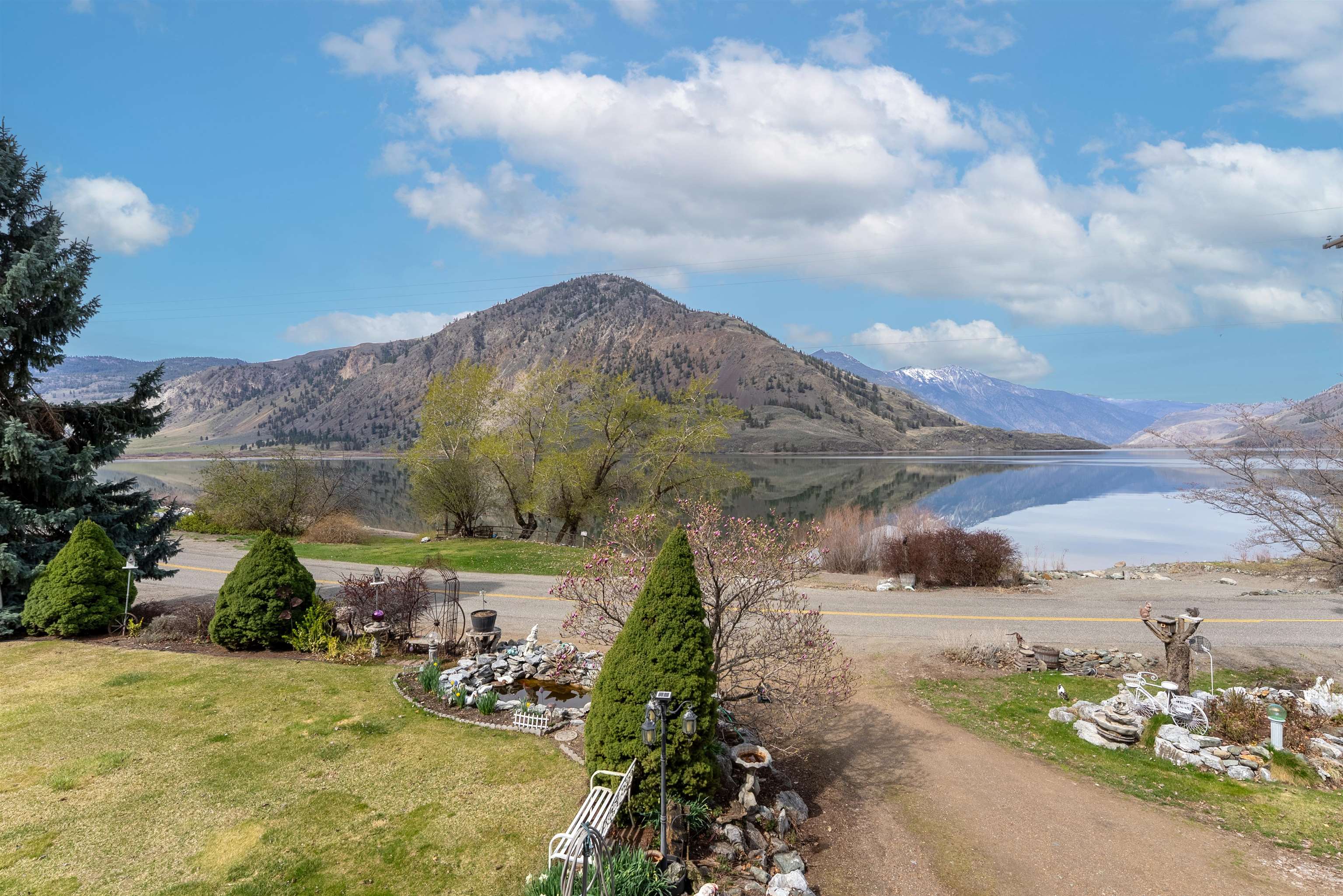 1622 Loomis Oriville Rd