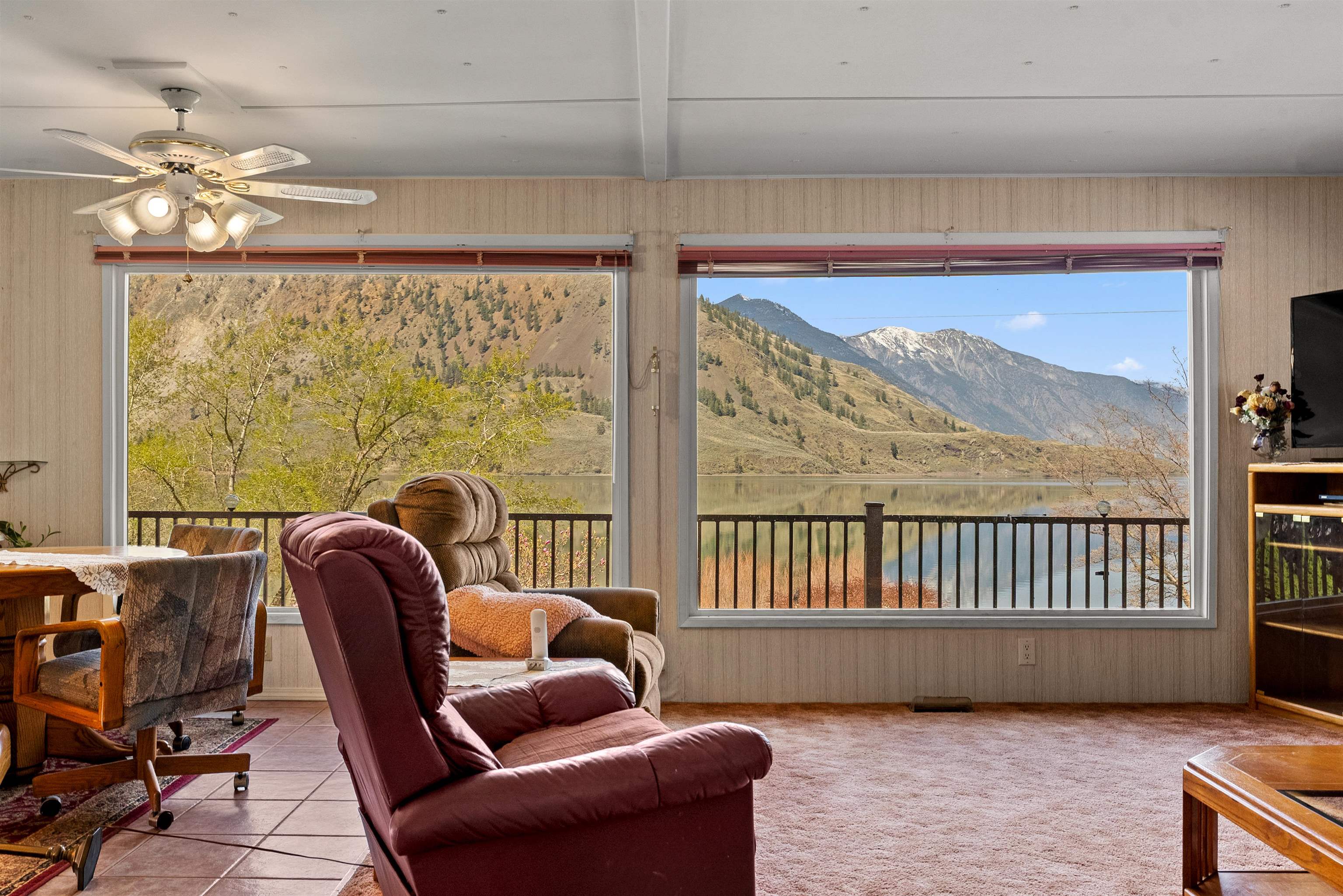 1622 Loomis Oriville Rd