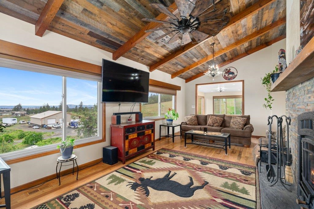 16630 E Foothills Dr