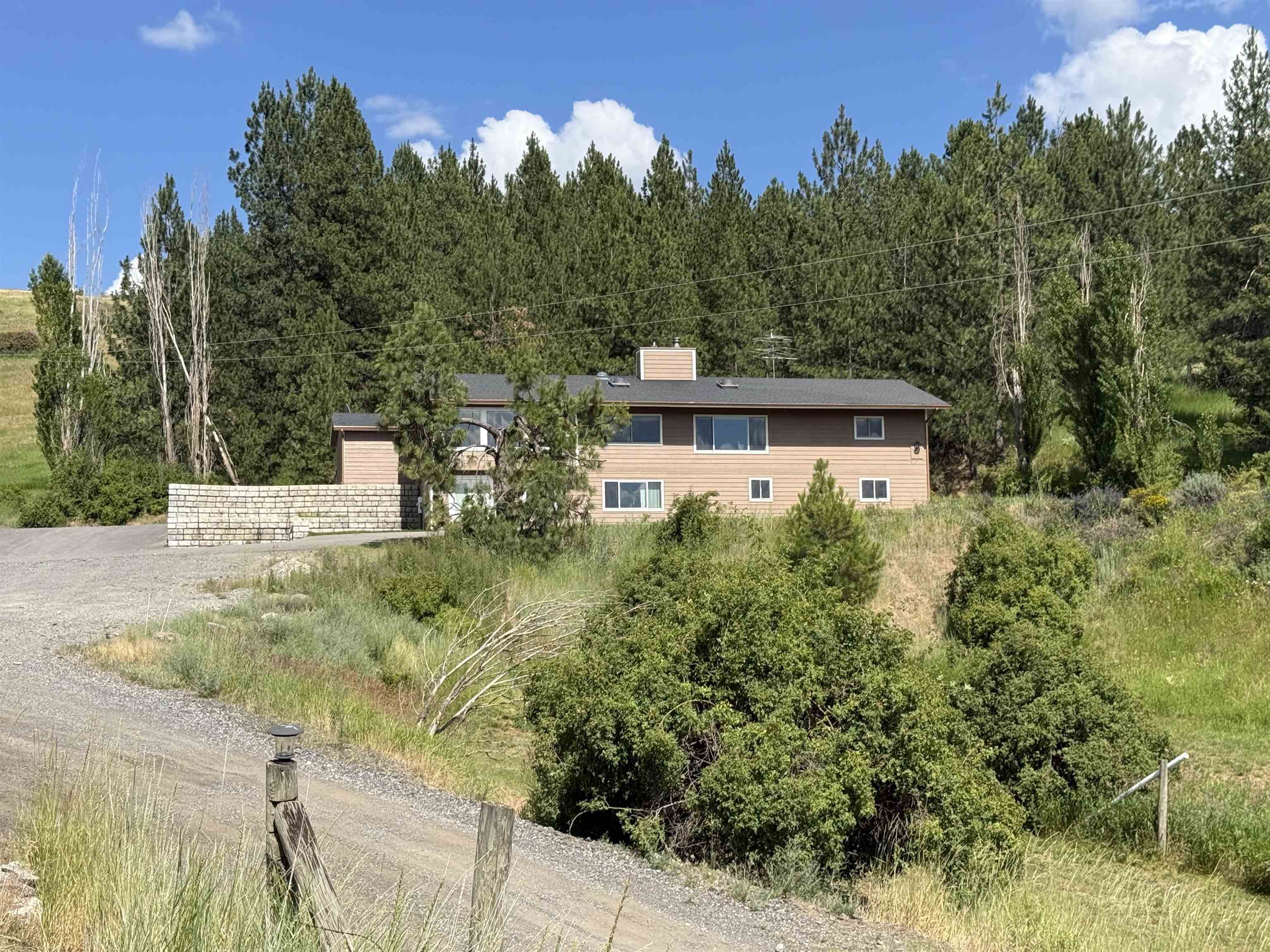 16630 E Foothills Dr