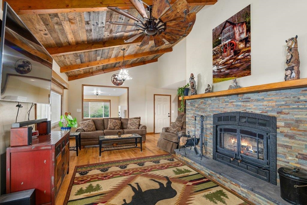 16630 E Foothills Dr