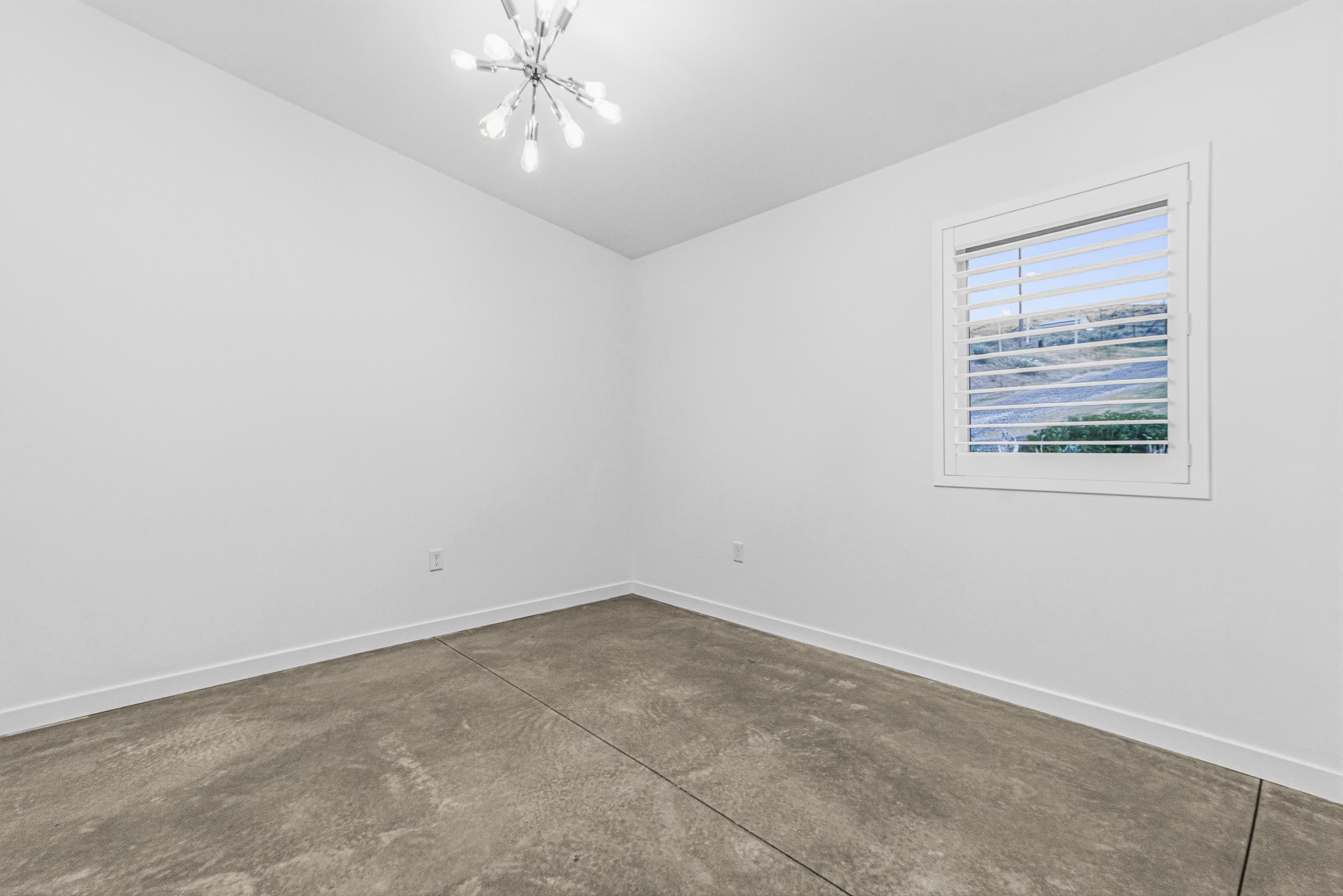 4205 Plum Pt E