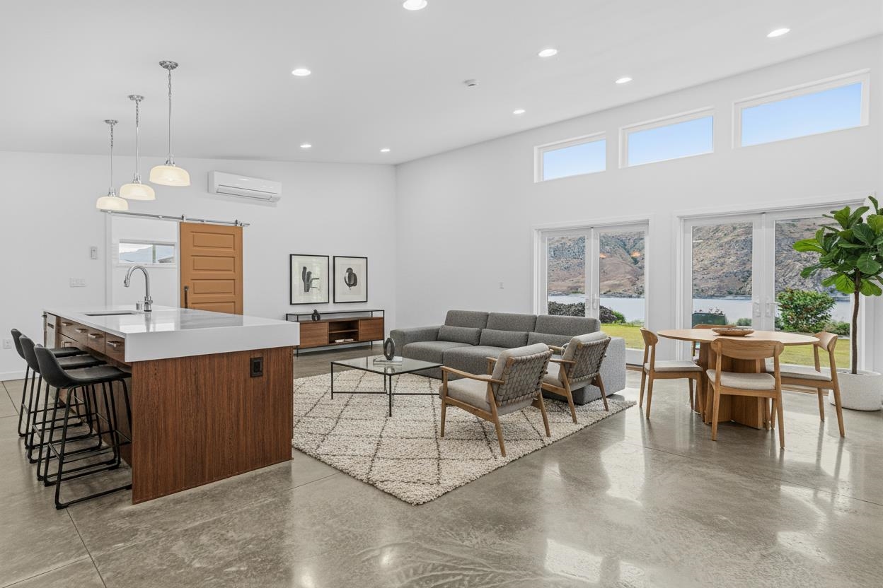 4205 Plum Pt E