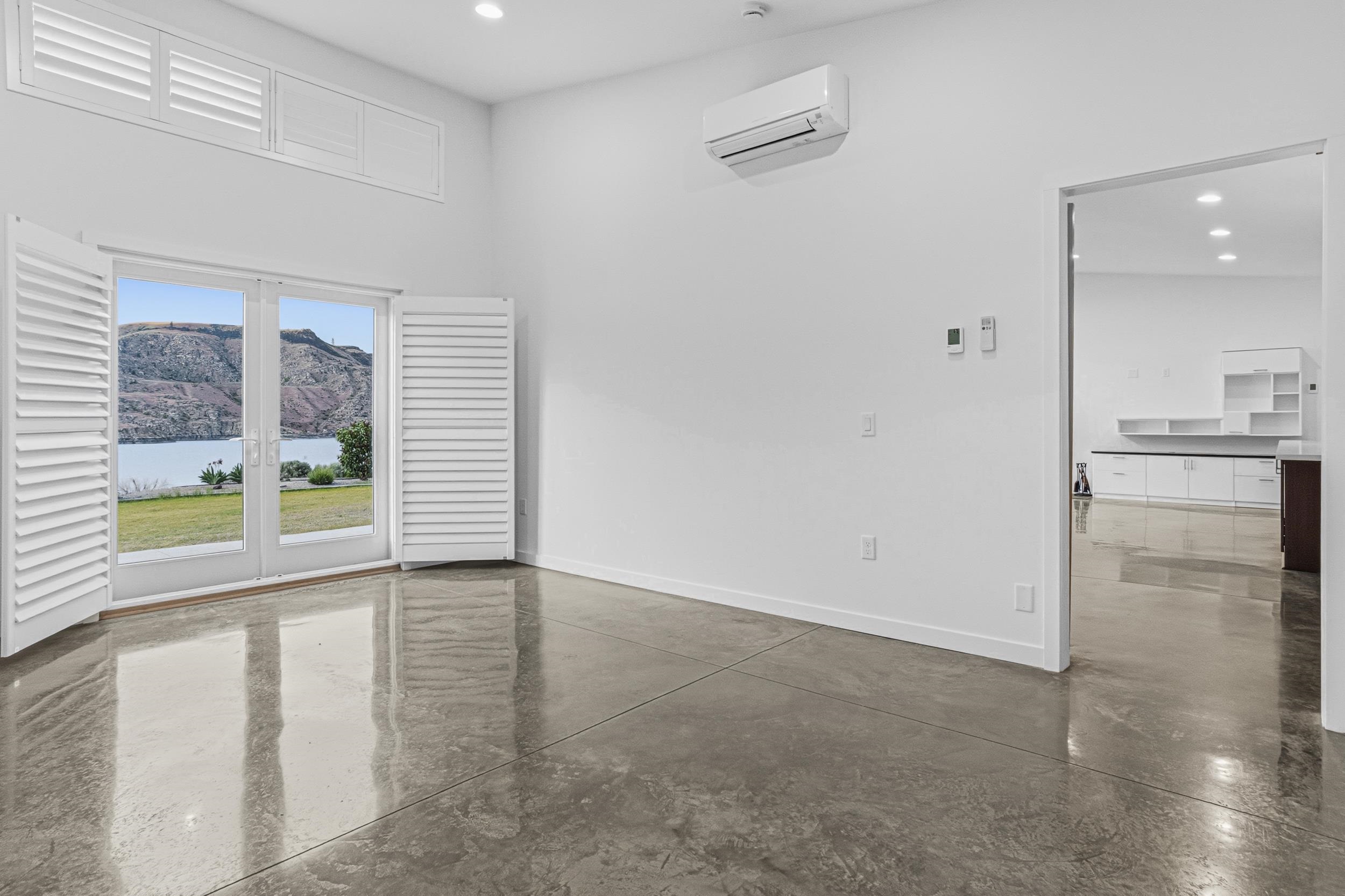 4205 Plum Pt E