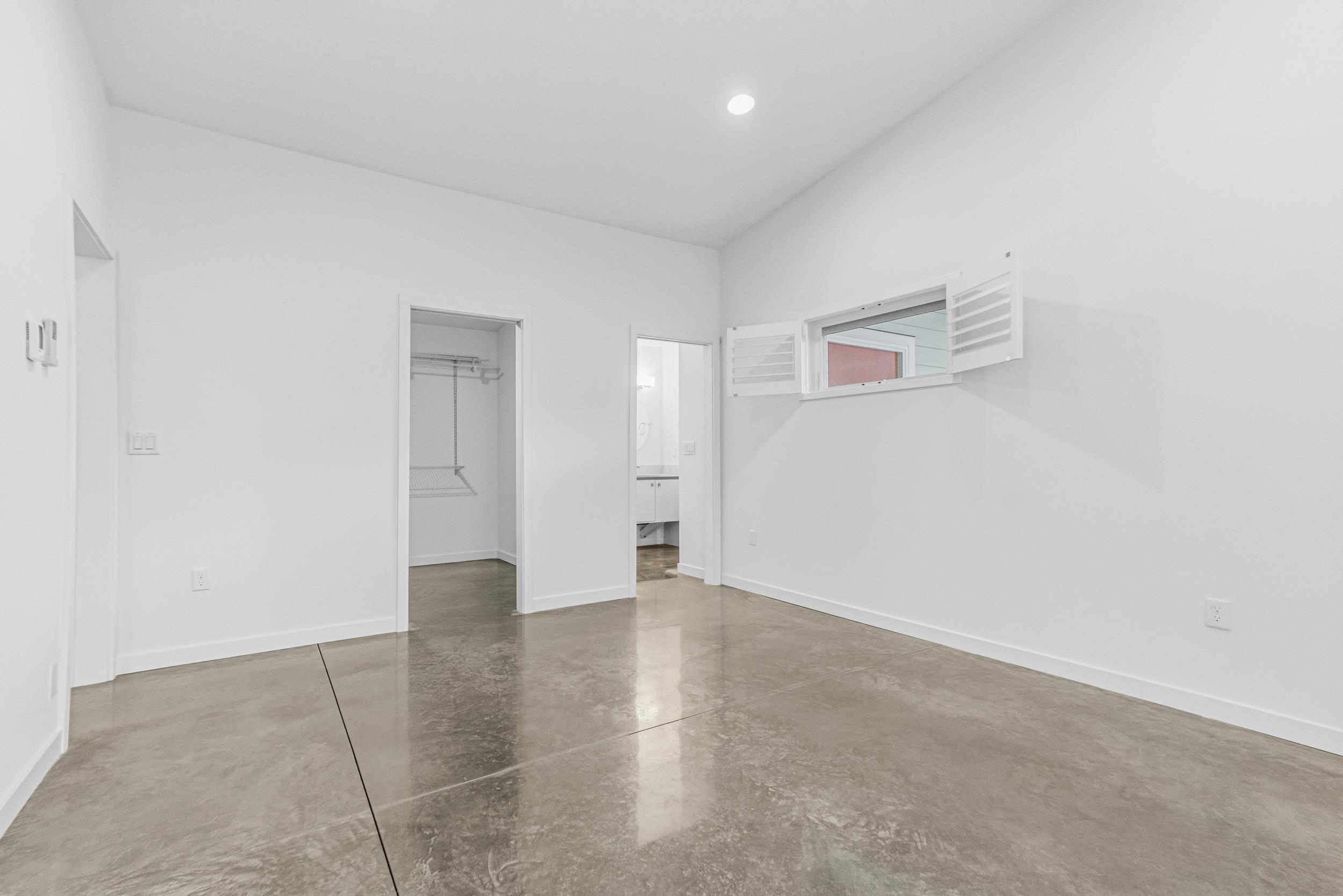 4205 Plum Pt E